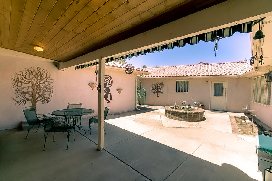 701 LOS POBLANOS RANCH Road NW