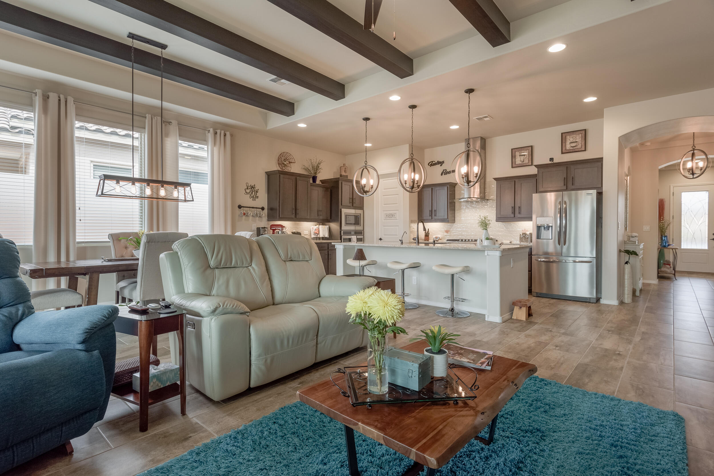 4081 MOUNTAIN TRAIL Loop NE