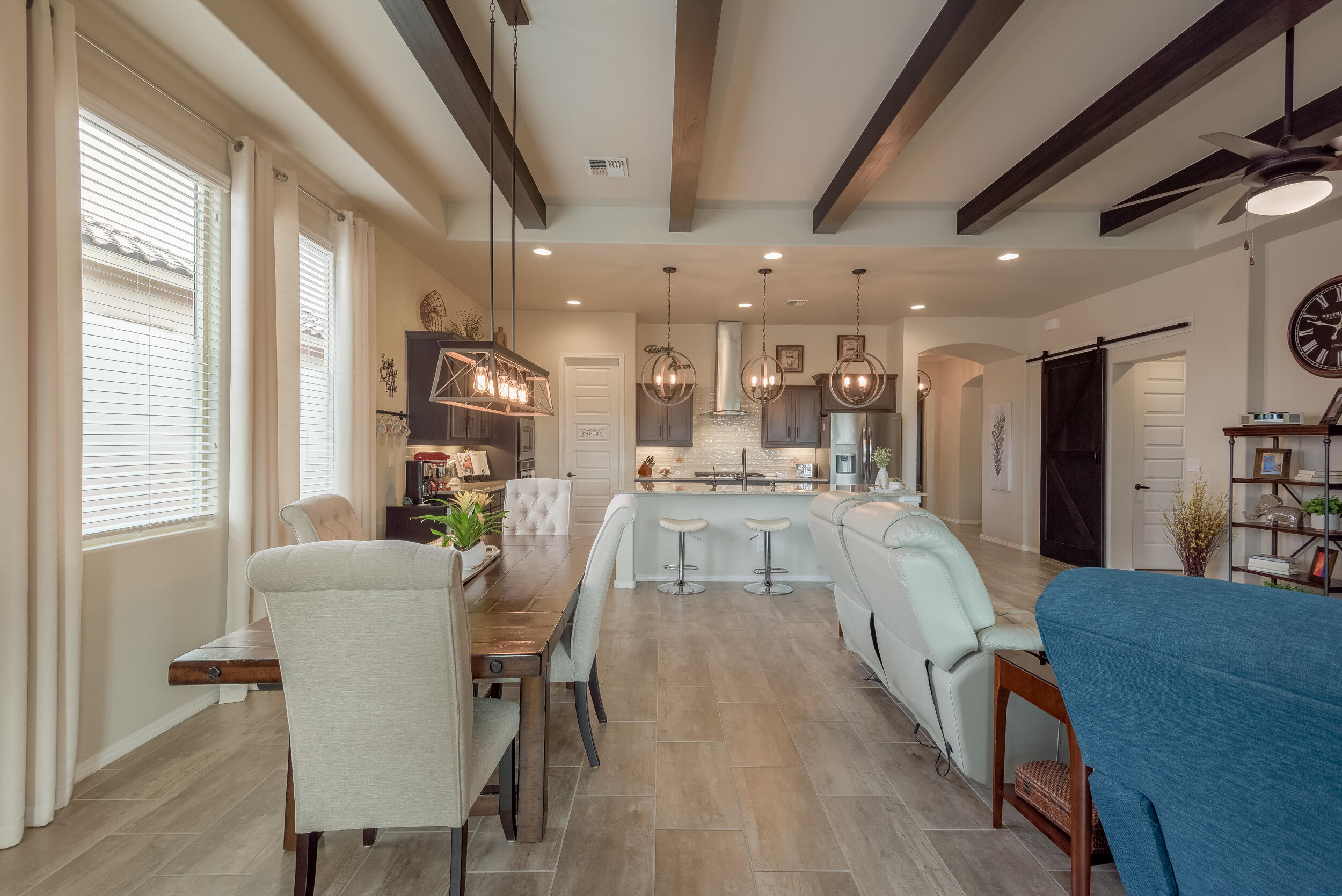 4081 MOUNTAIN TRAIL Loop NE