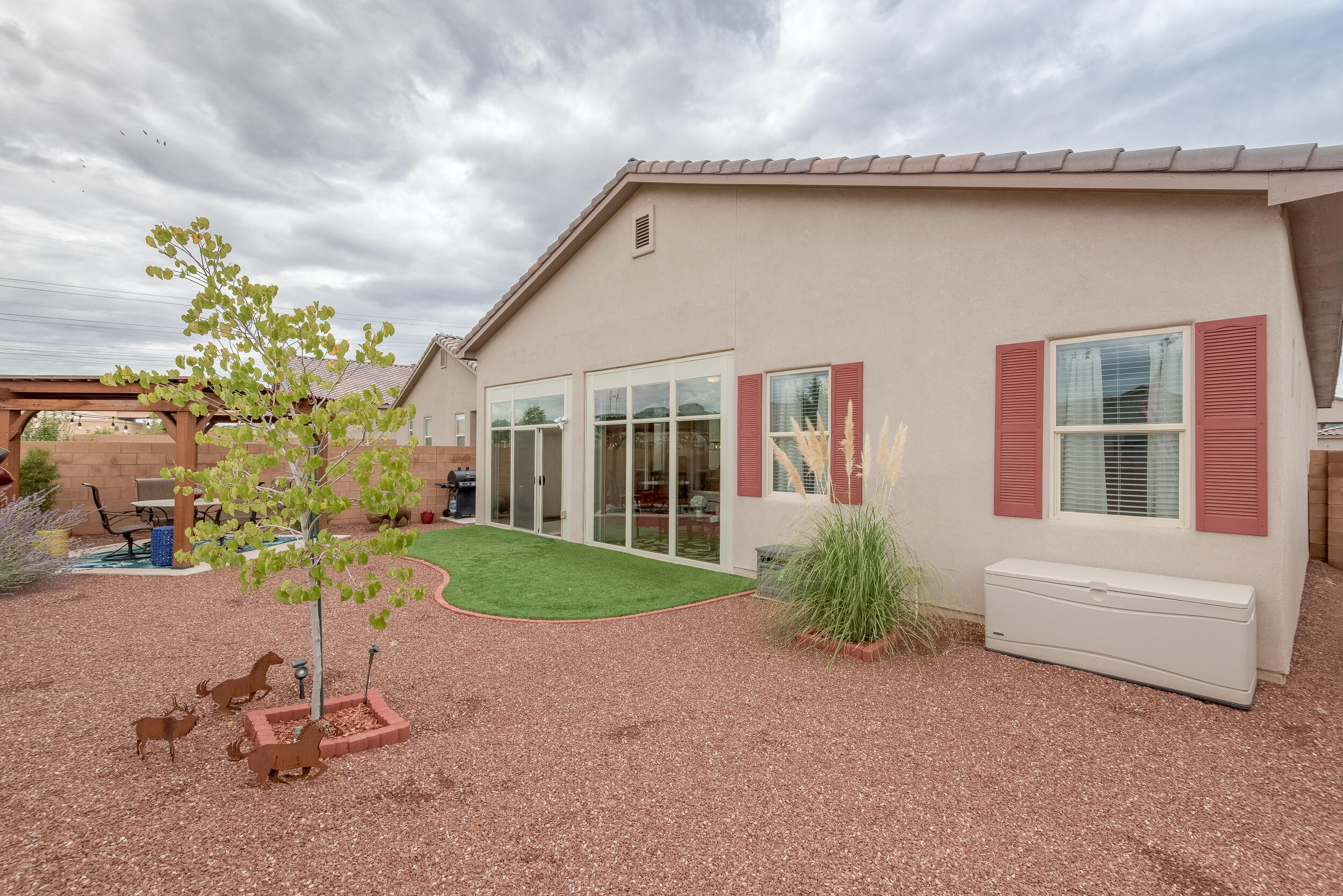 4081 MOUNTAIN TRAIL Loop NE
