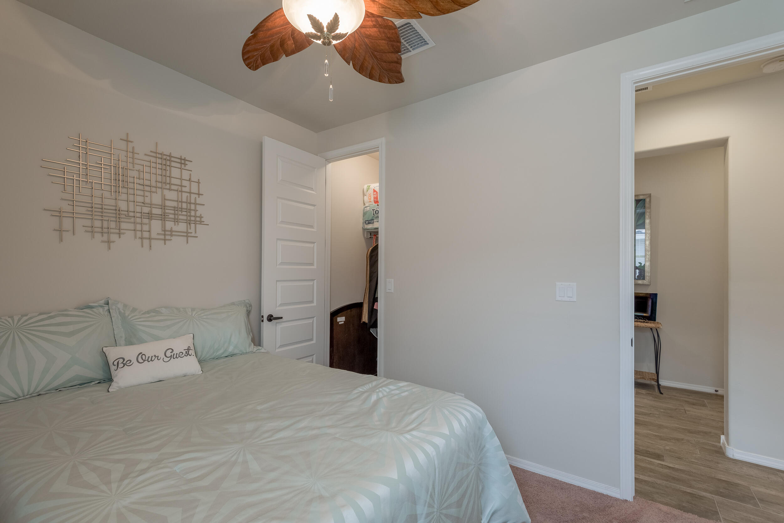 4081 MOUNTAIN TRAIL Loop NE