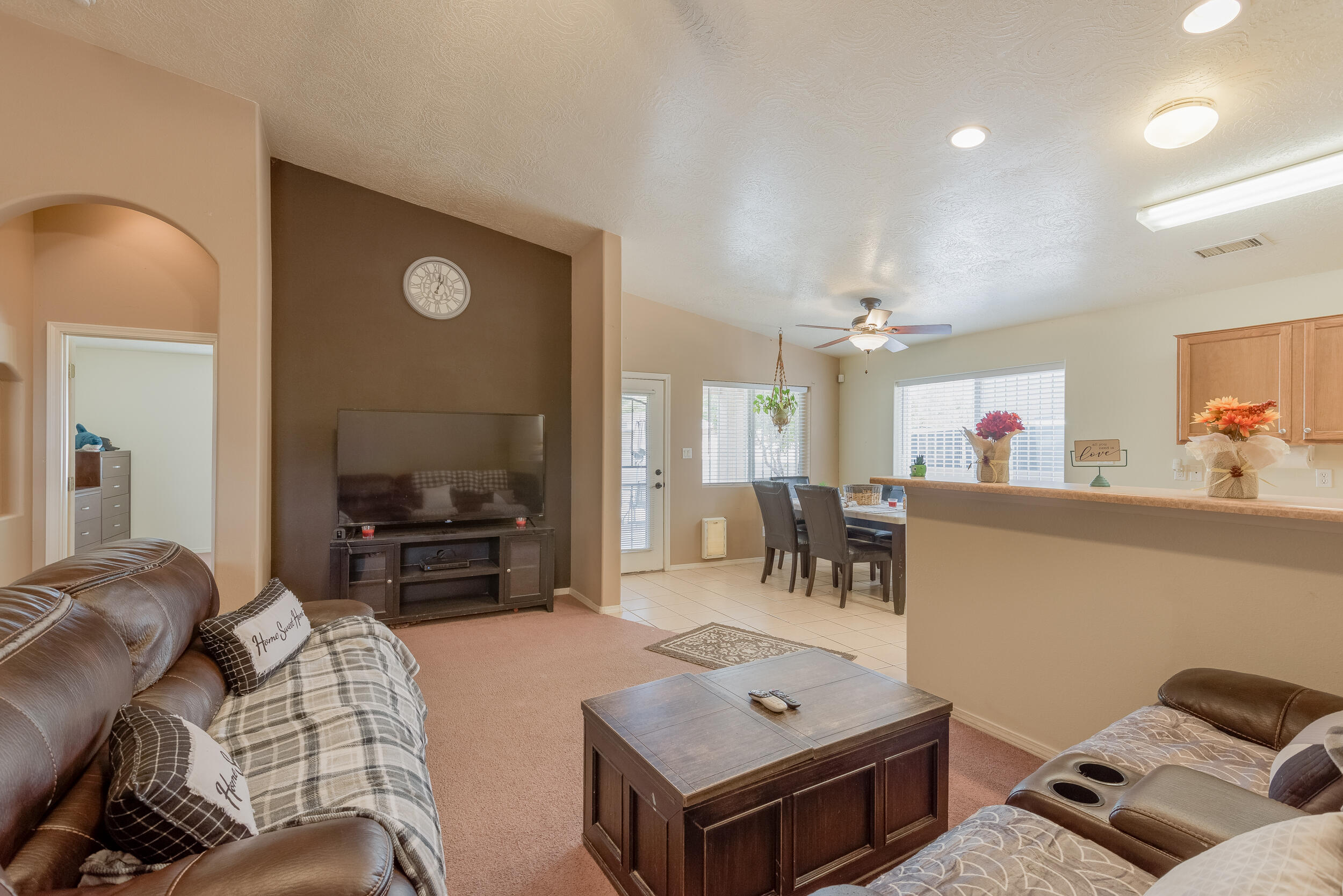 6815 CALLE CIELO SW