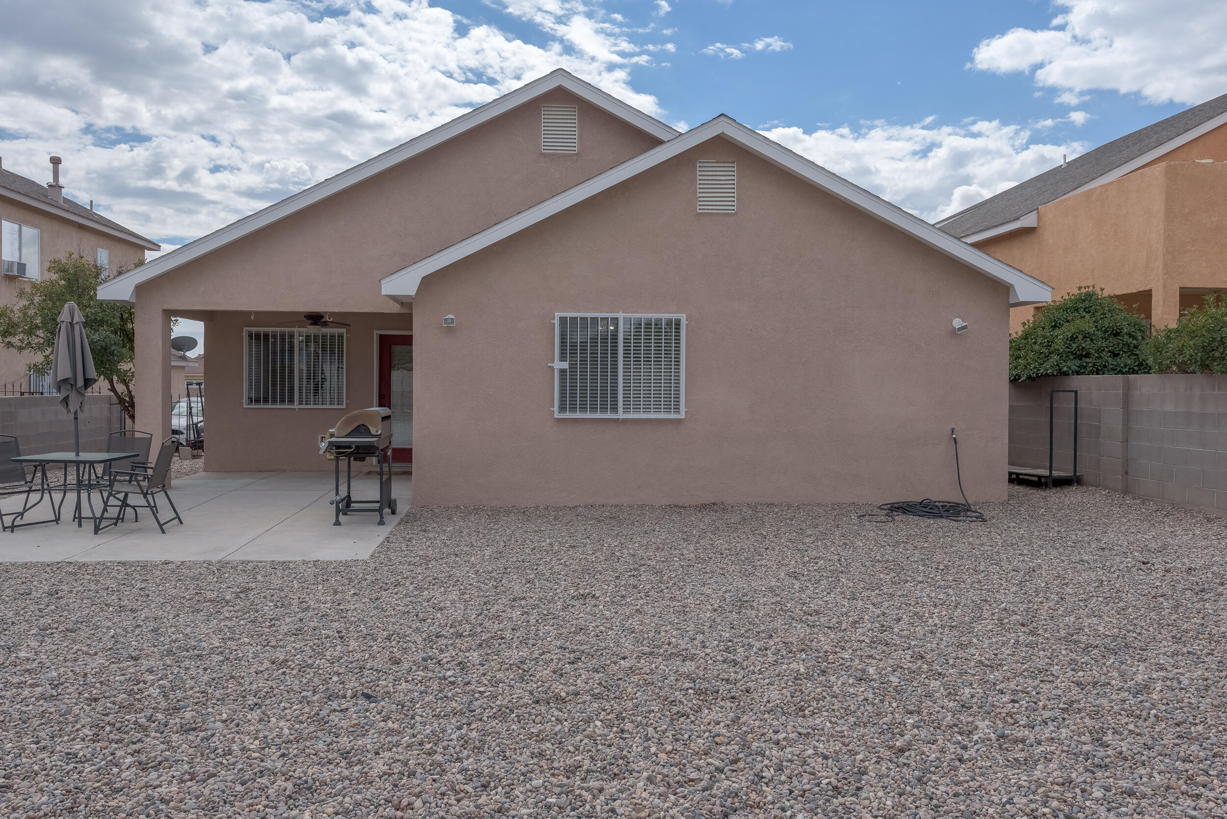 6815 CALLE CIELO SW