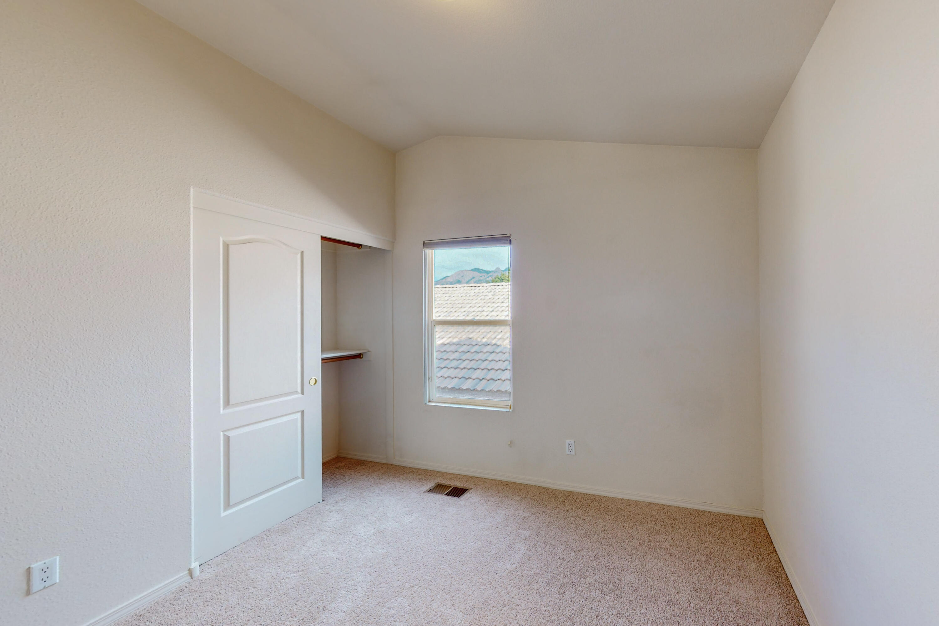 7151 DEER CANYON Avenue NE