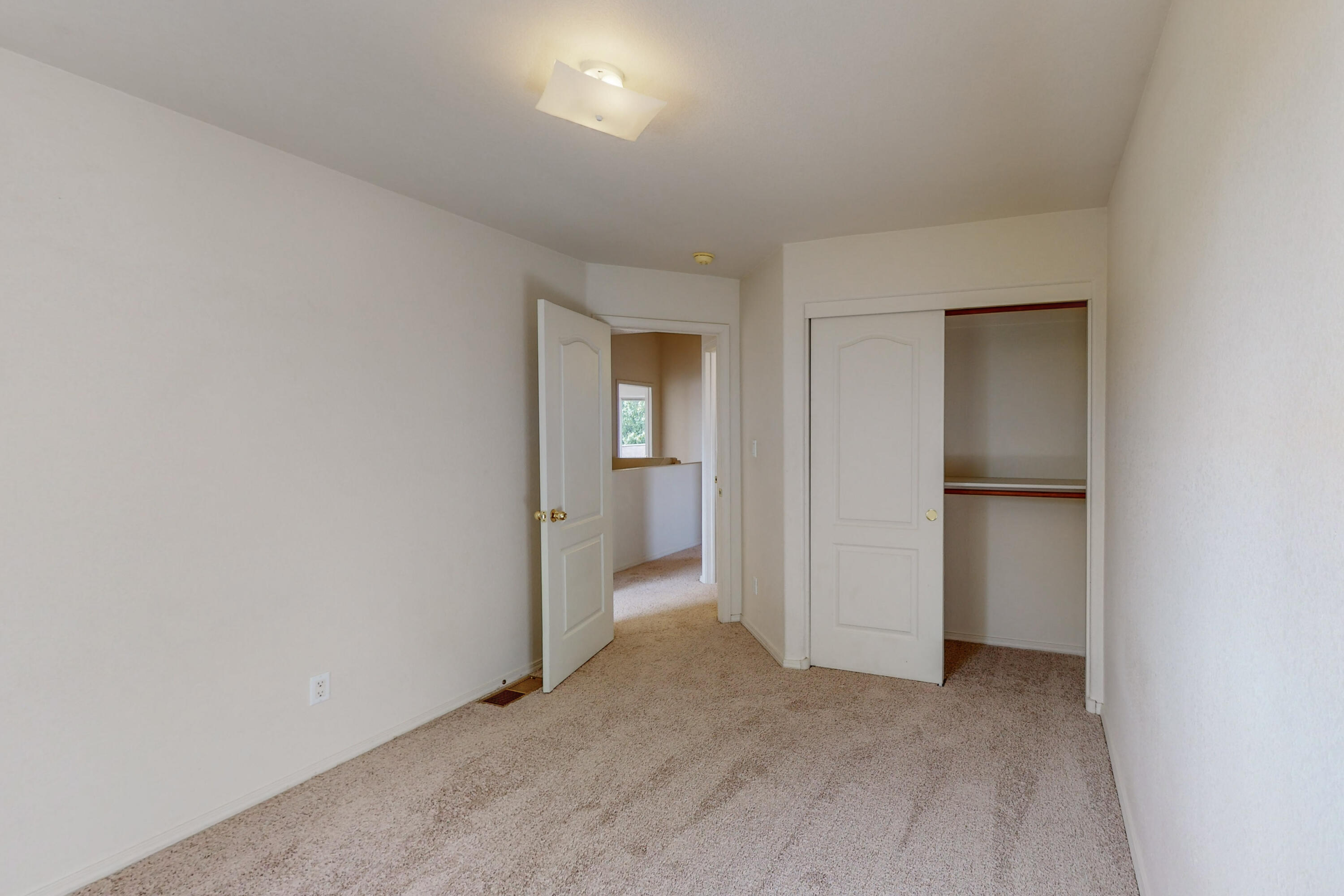 7151 DEER CANYON Avenue NE