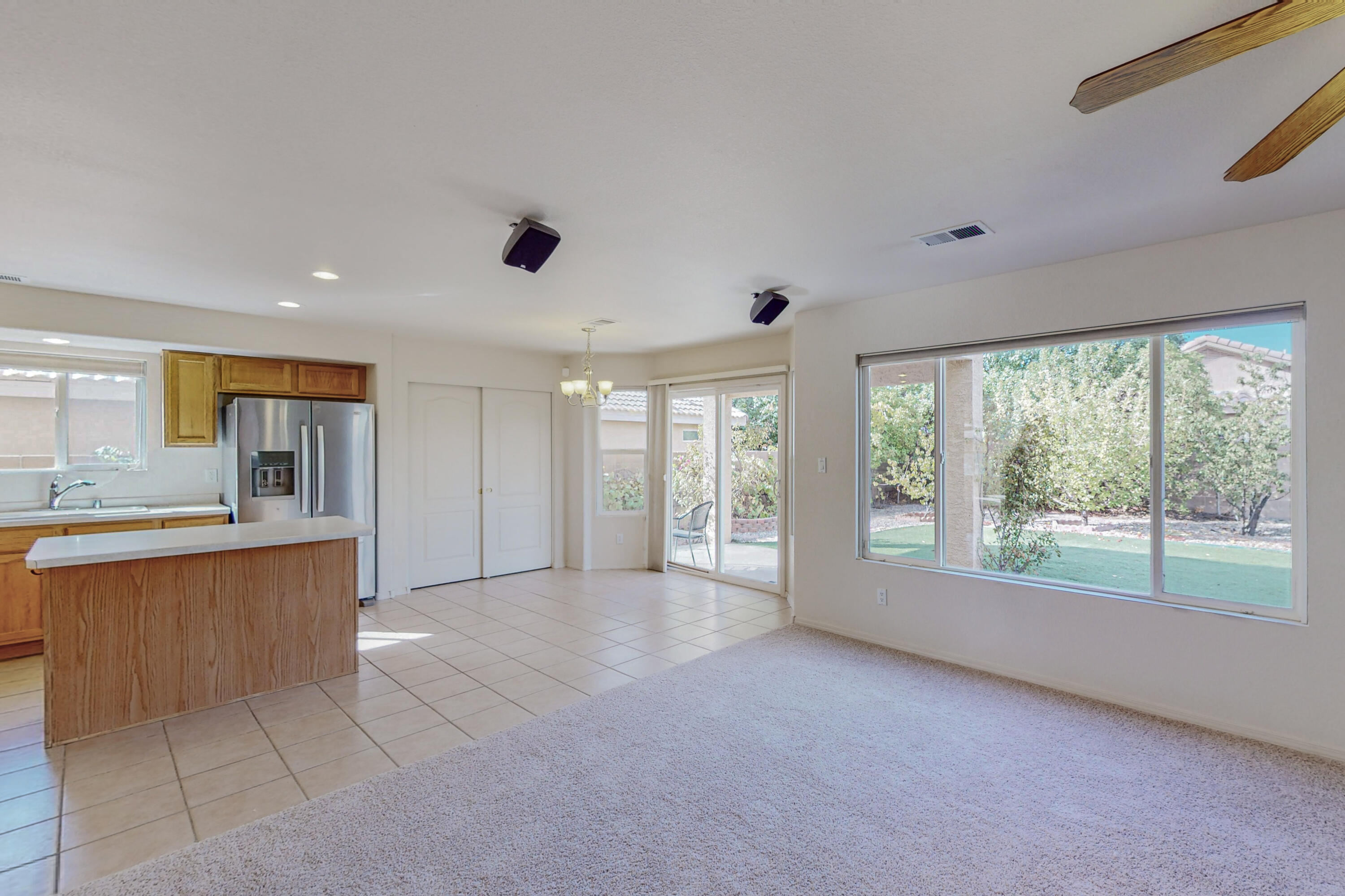7151 DEER CANYON Avenue NE