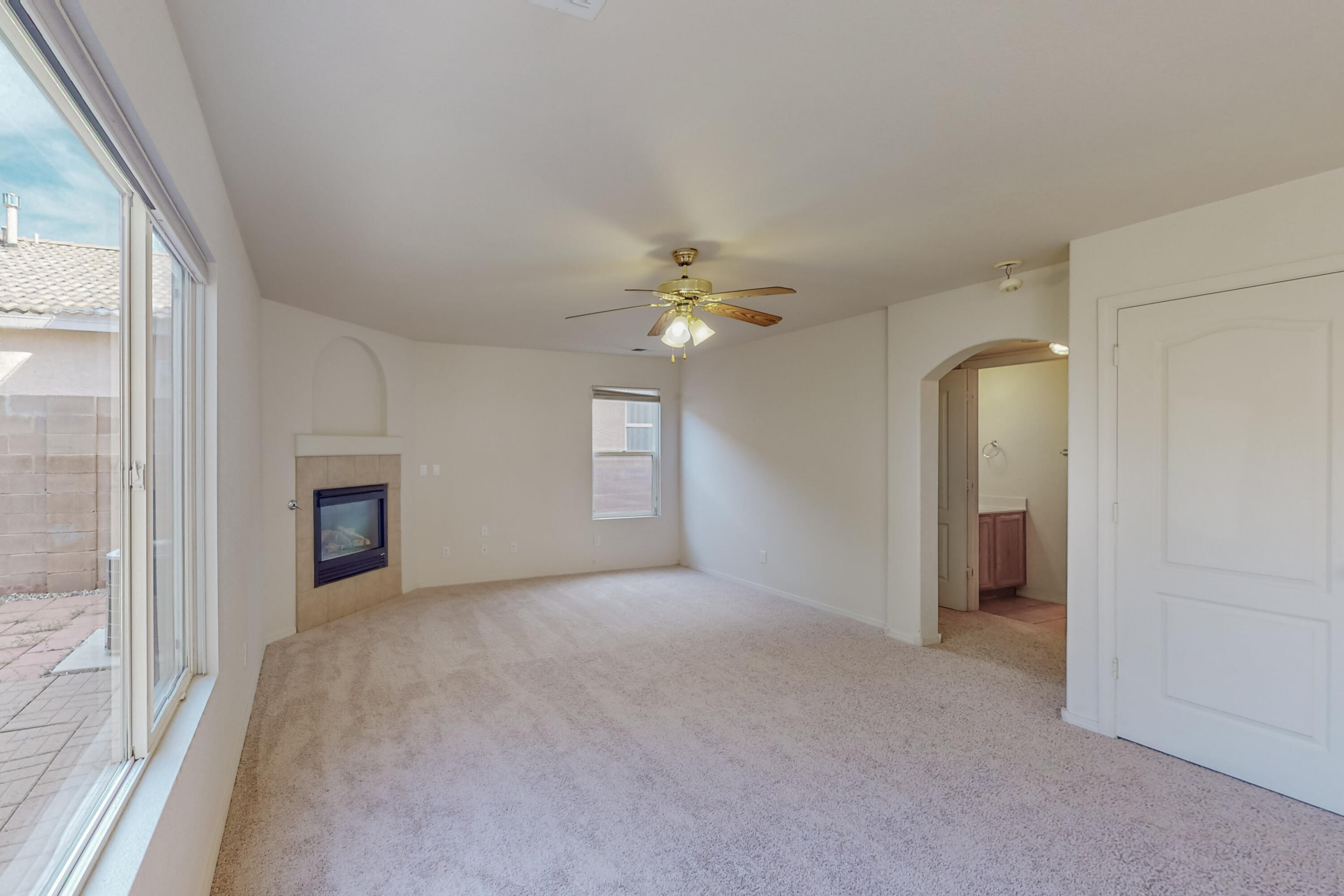 7151 DEER CANYON Avenue NE
