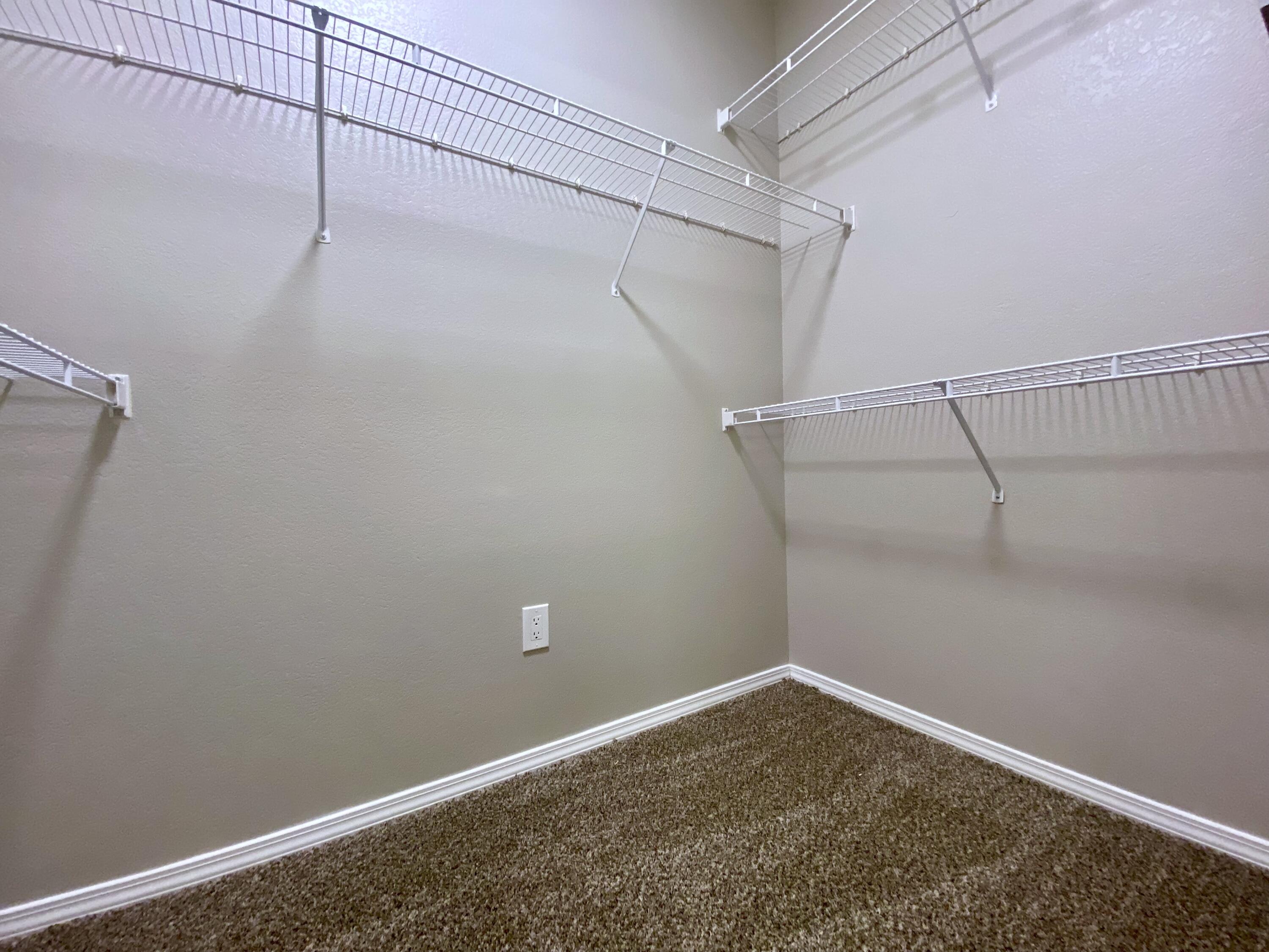 7215 Williamsburg Road NW