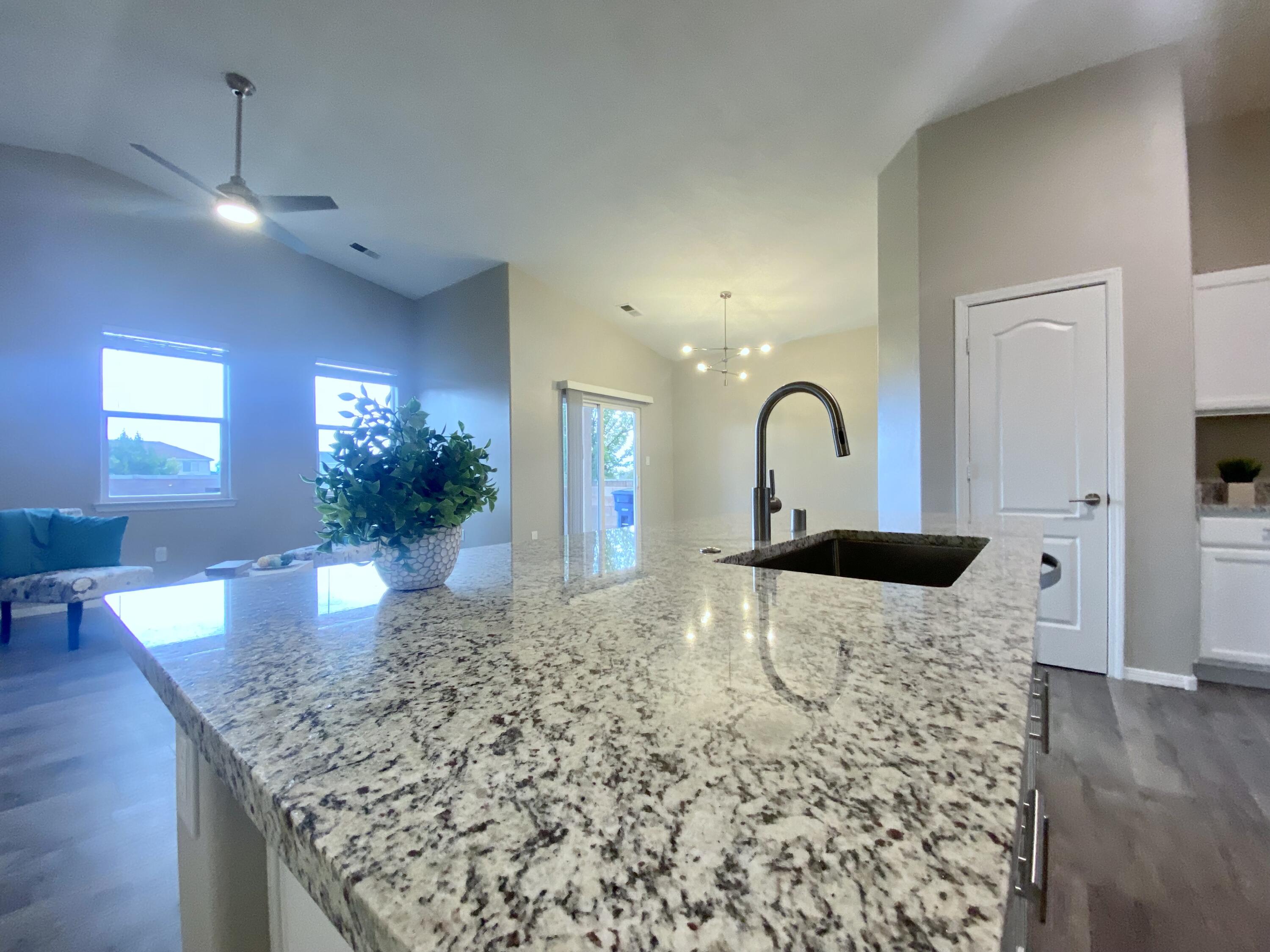 7215 Williamsburg Road NW