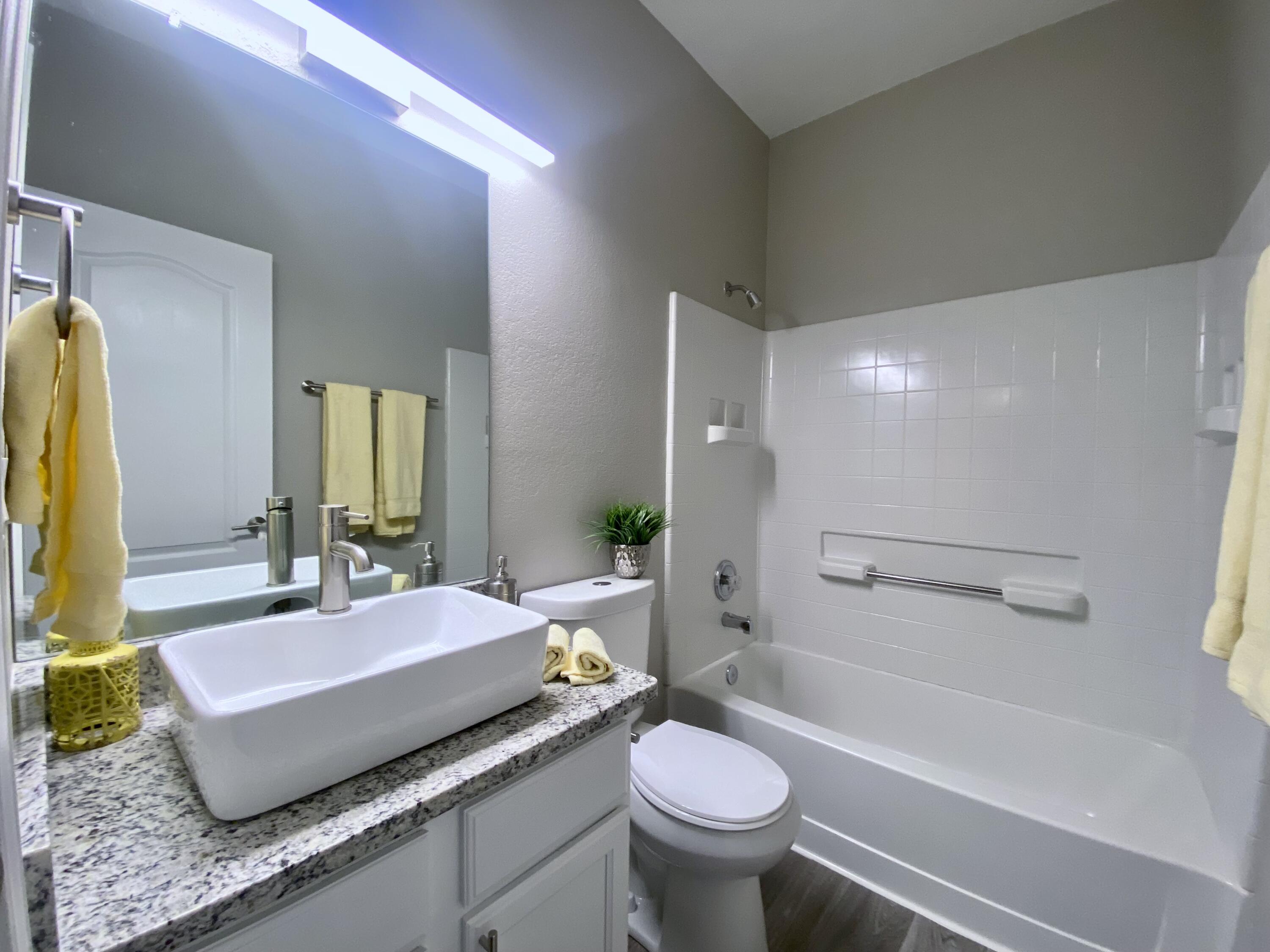 7215 Williamsburg Road NW
