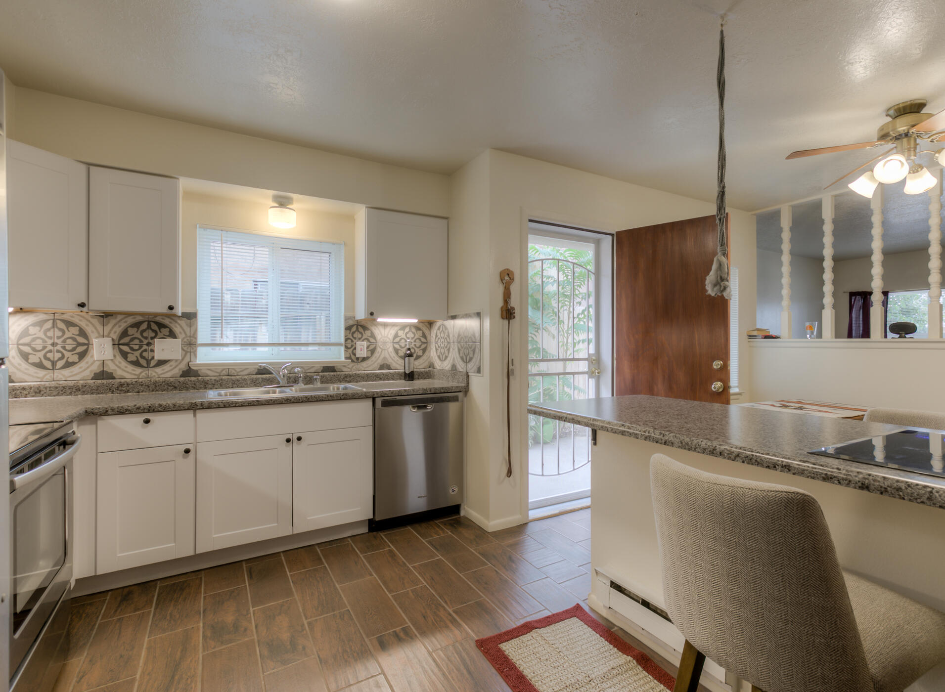 5109 Redlands Road NW