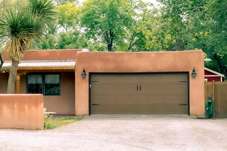 10 APPLEWOOD Lane NW