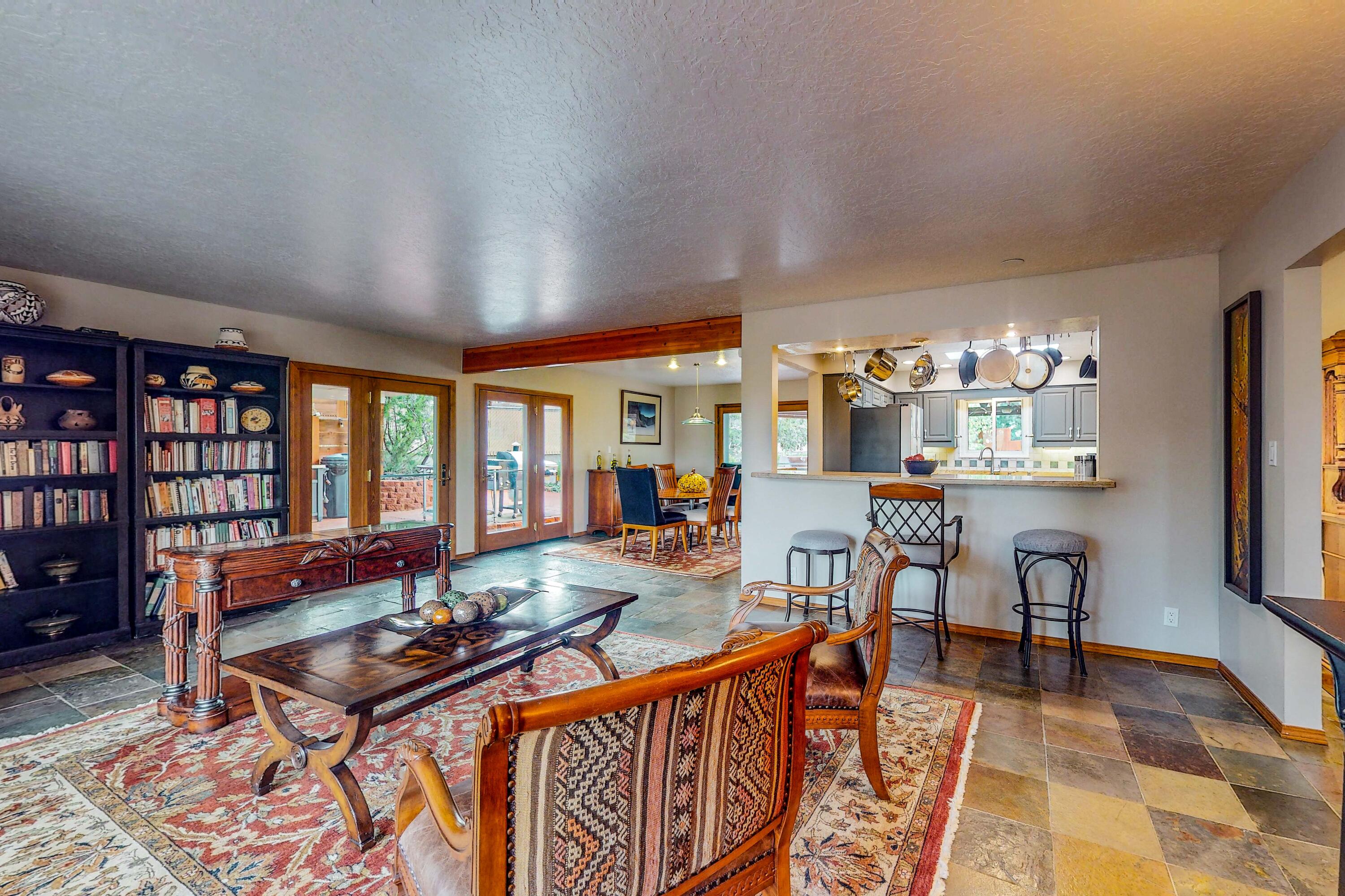 904 Four Hills Road SE