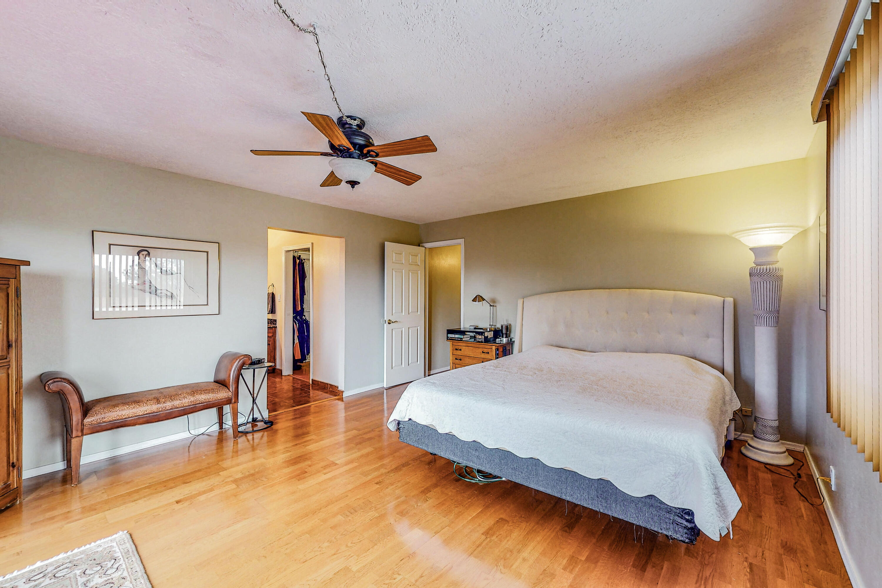 904 Four Hills Road SE