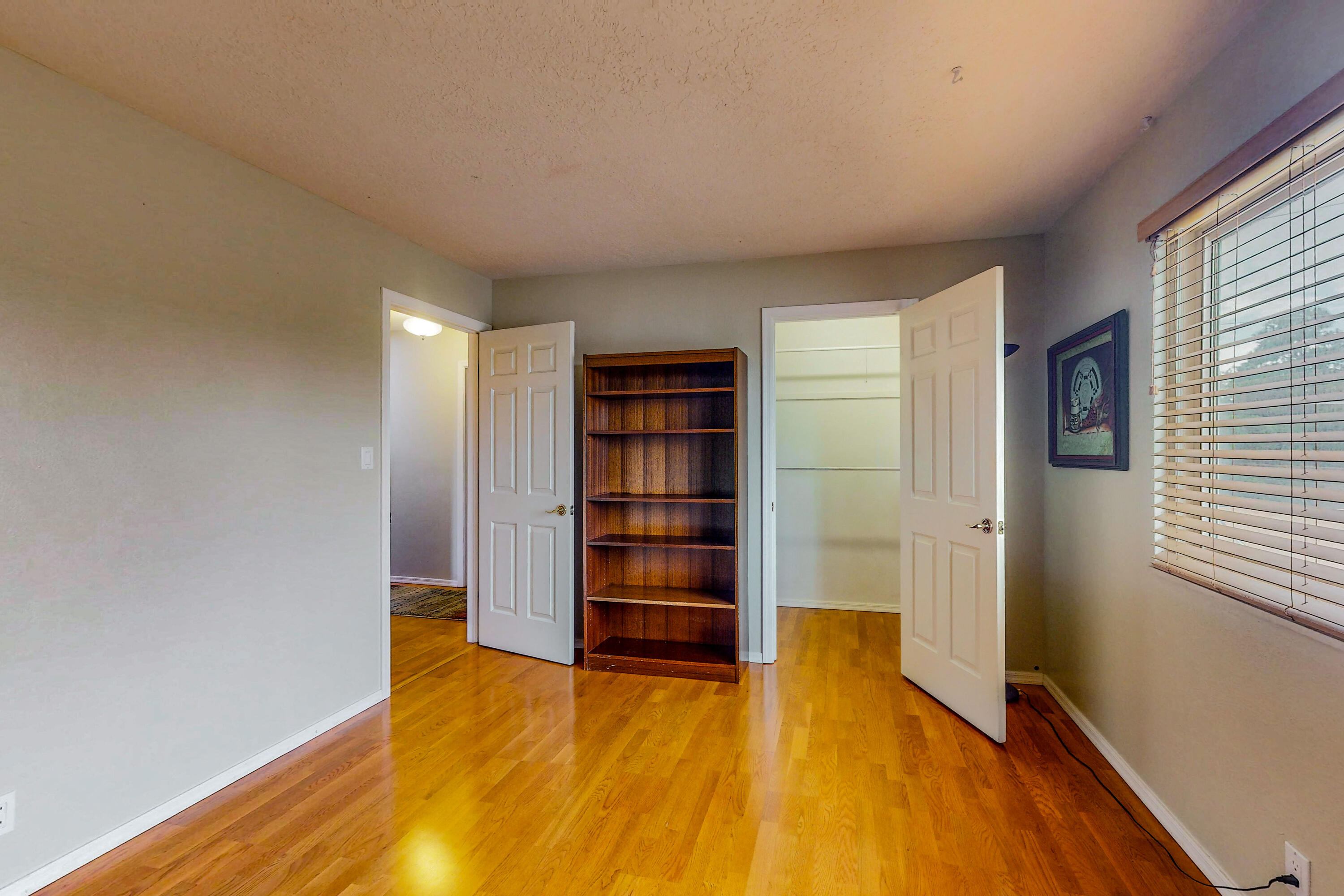 904 Four Hills Road SE