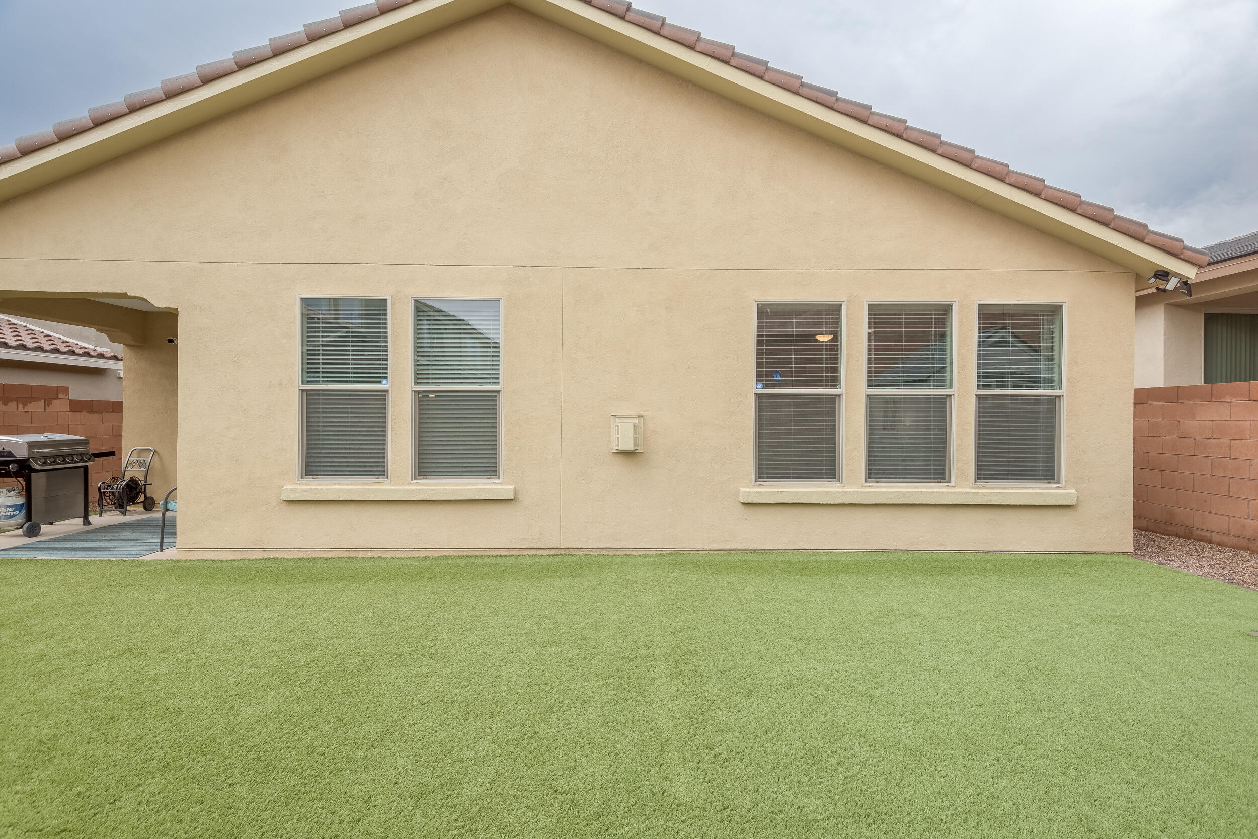 11436 MANZANO VISTA Avenue SE