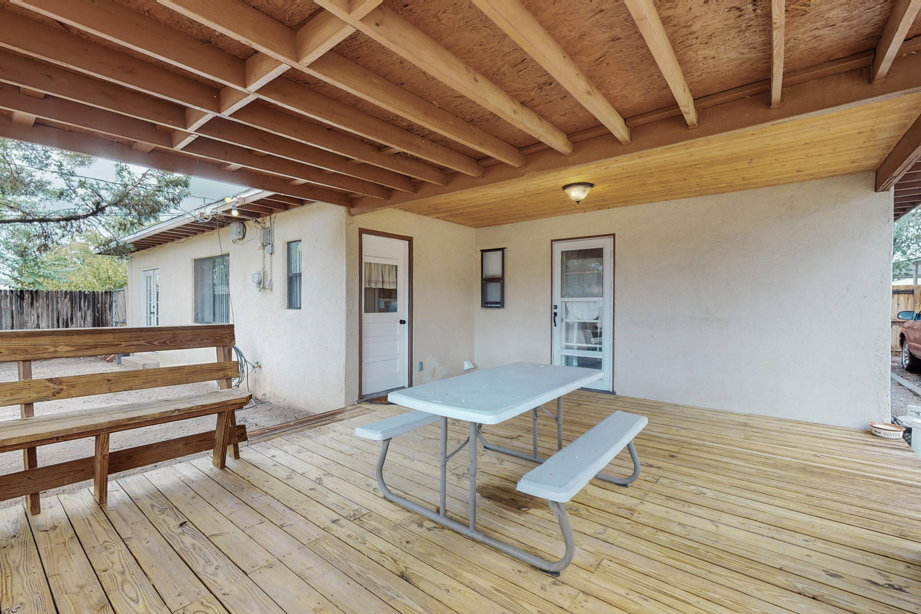3702 JEANNE Court NE