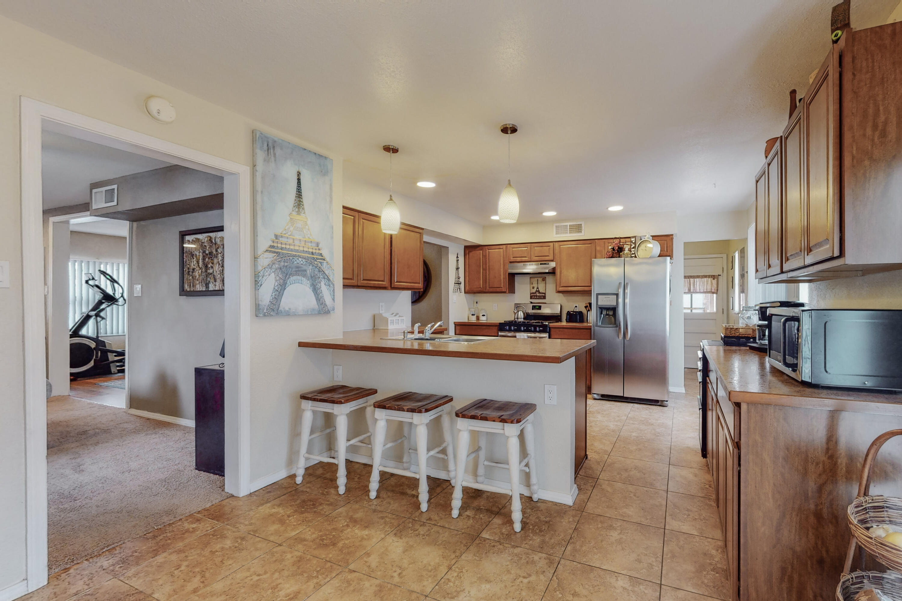 3702 JEANNE Court NE