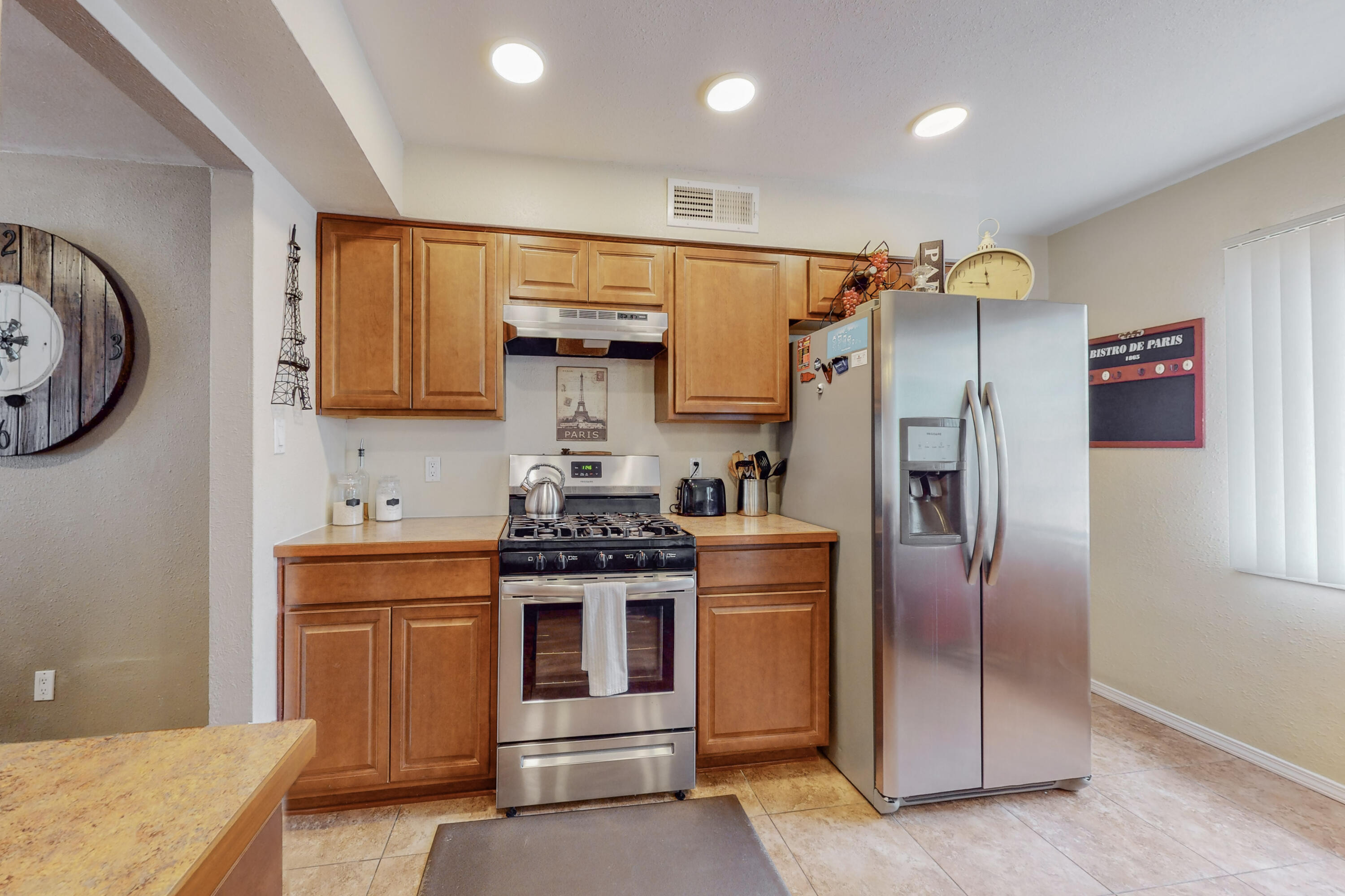3702 JEANNE Court NE
