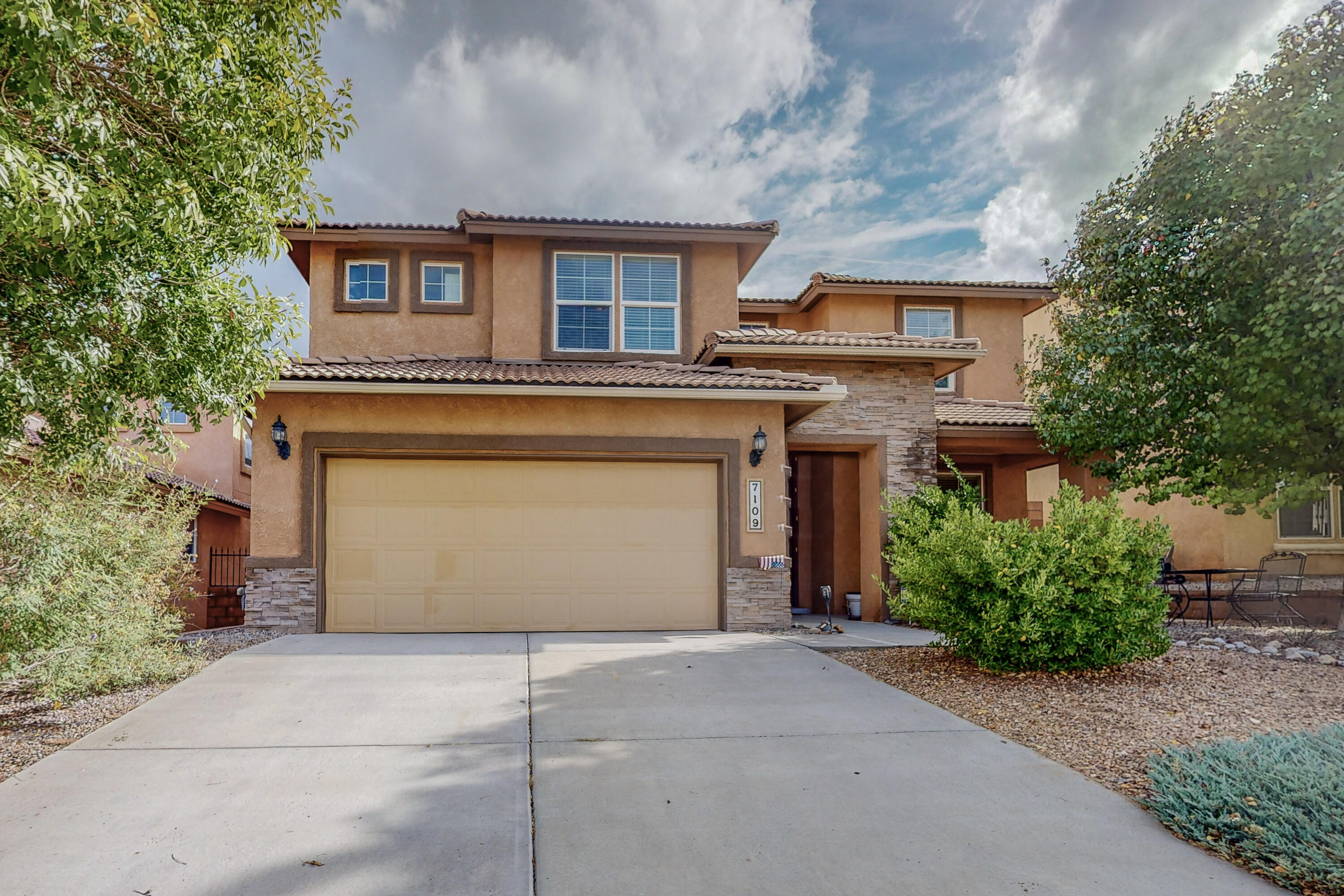 7109 FAIRBANKS Drive NE