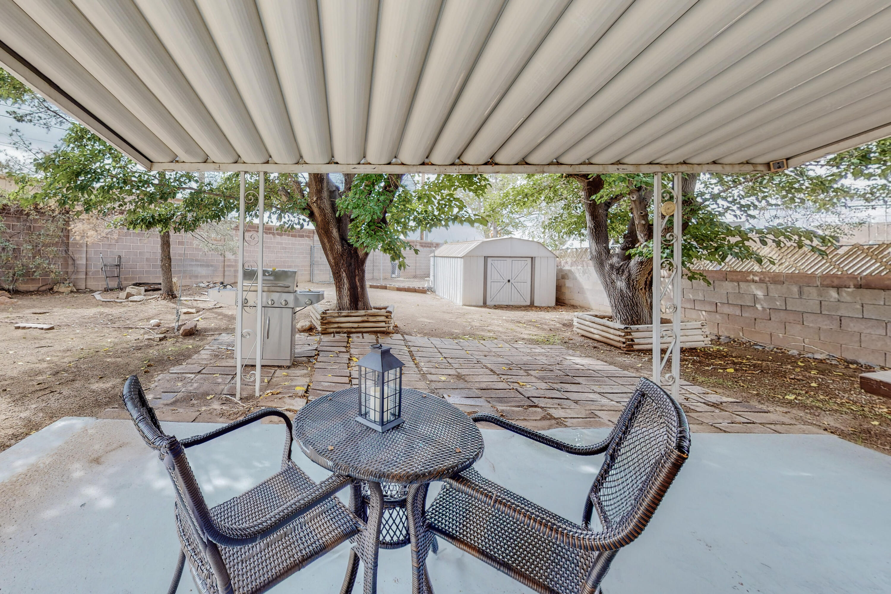 3704 JEANNE Court NE