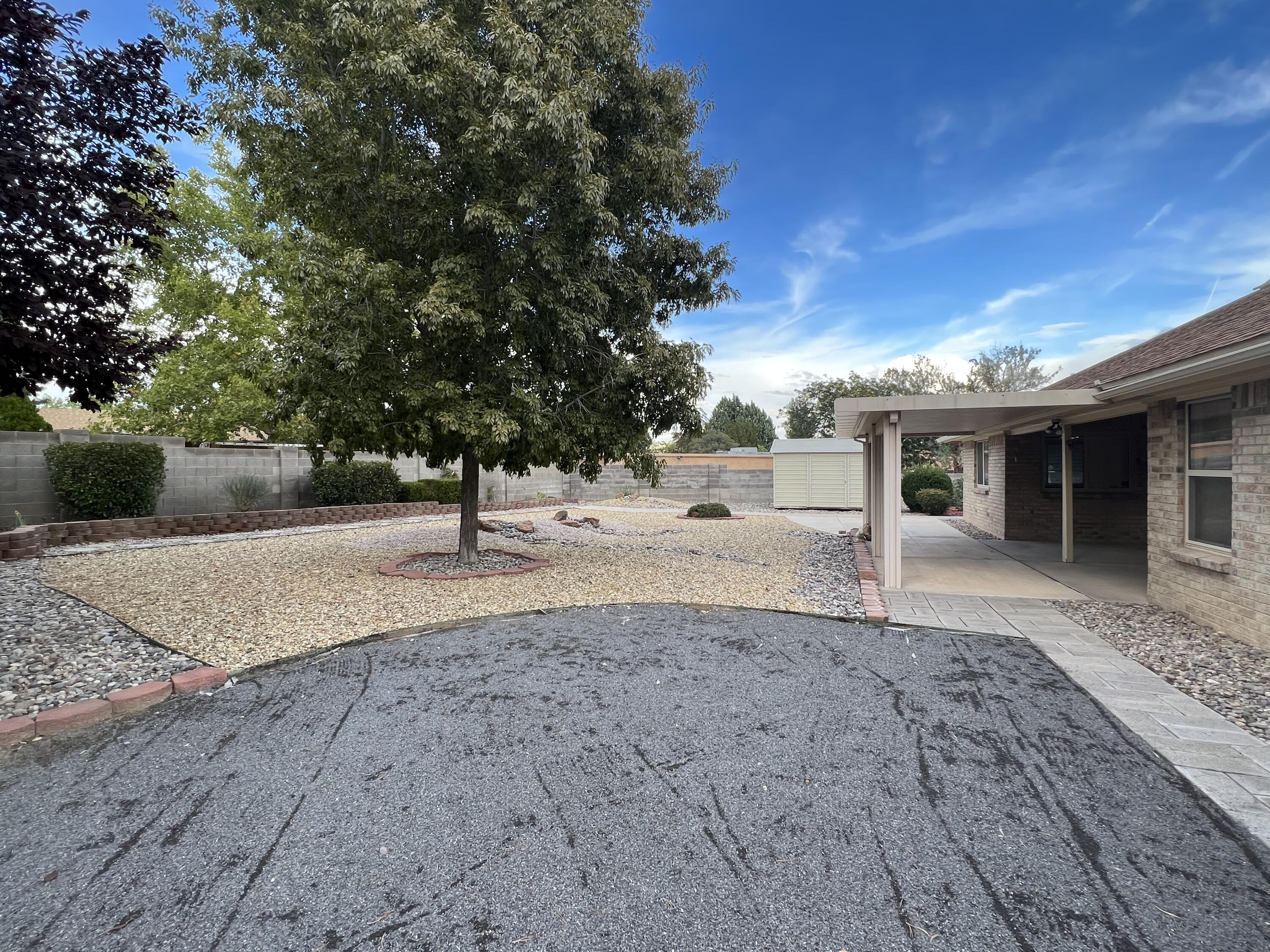 5003 RUSSELL Drive NW