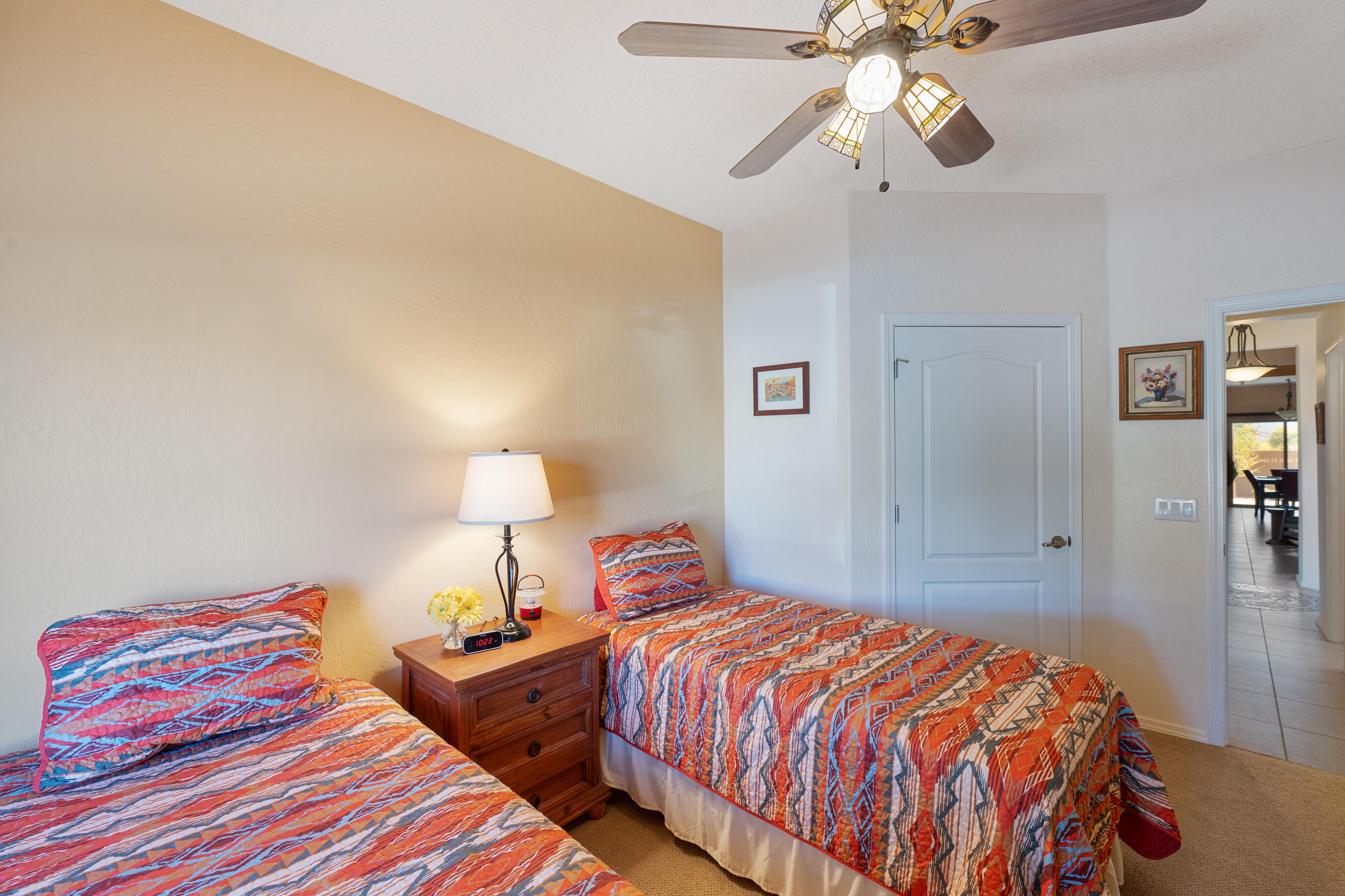 880 EVENING PRIMROSE Lane