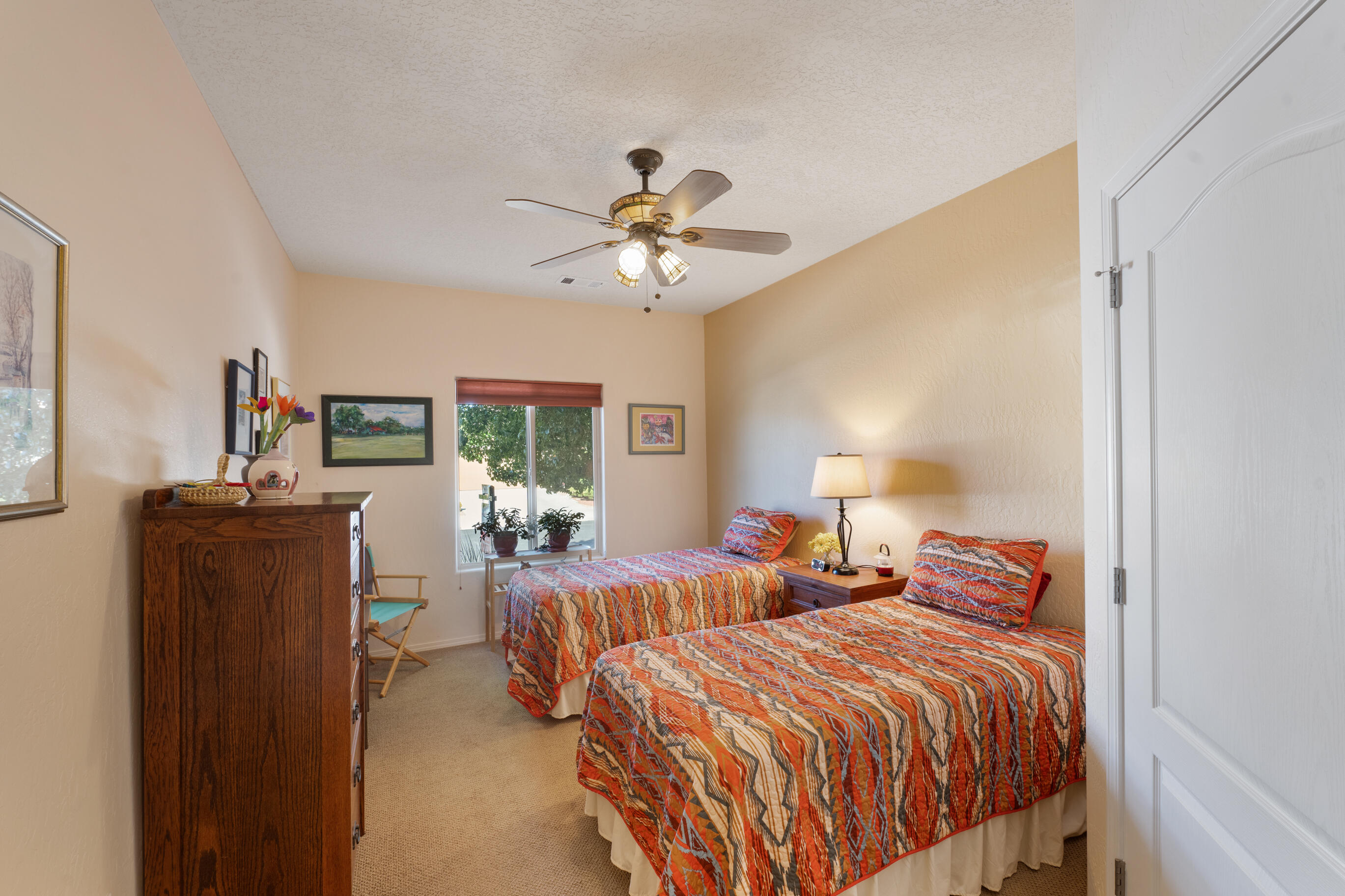 880 EVENING PRIMROSE Lane