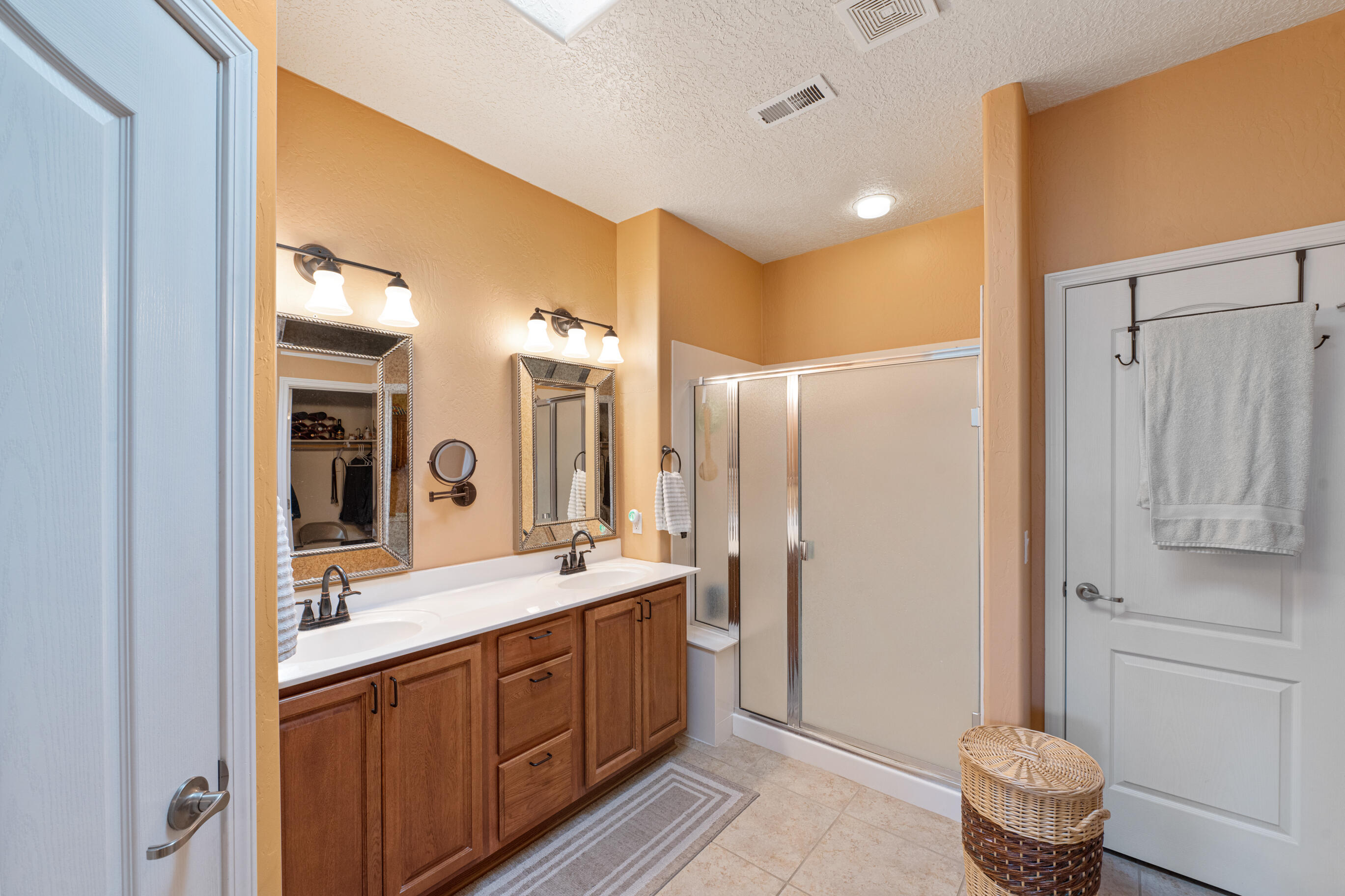880 EVENING PRIMROSE Lane