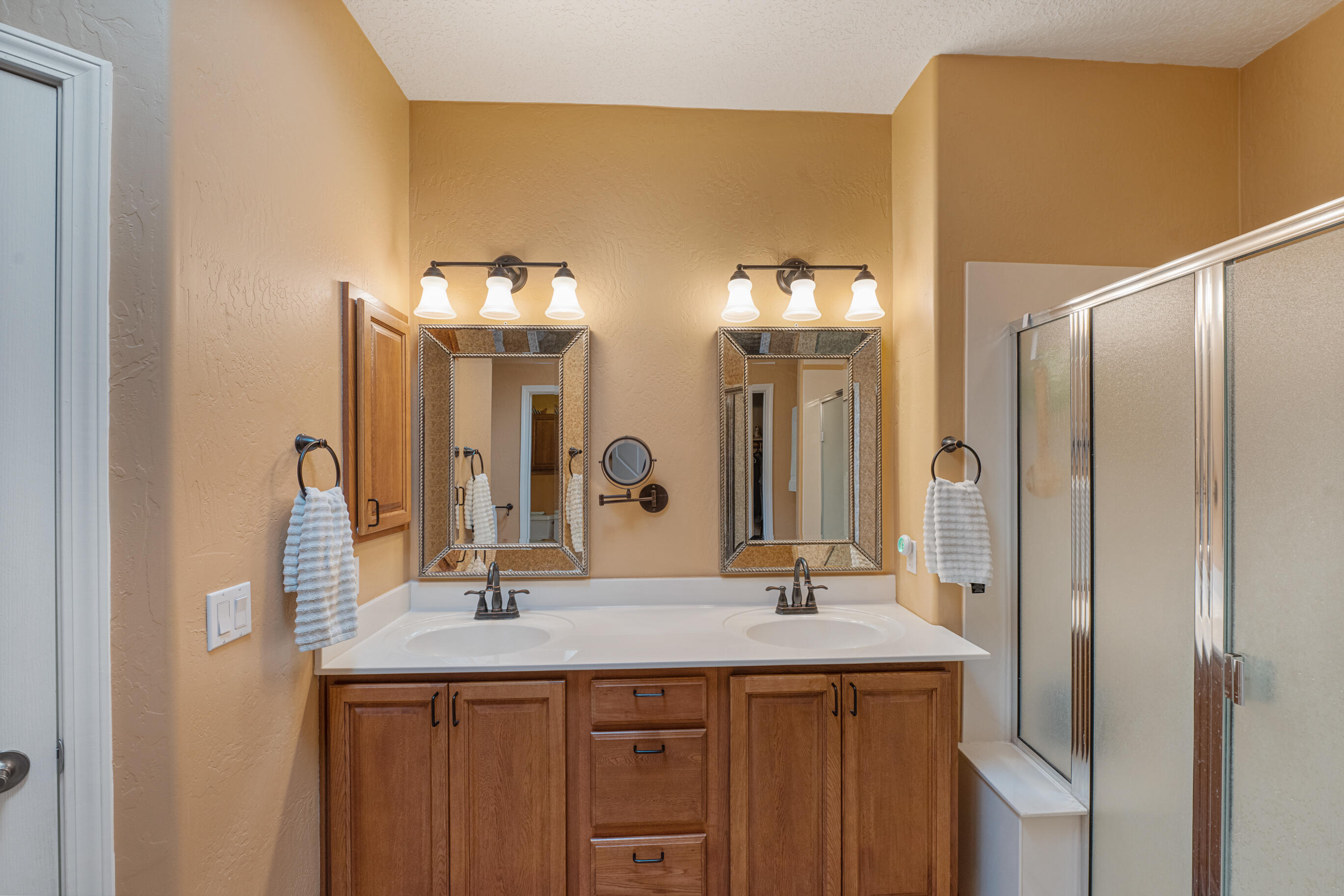 880 EVENING PRIMROSE Lane