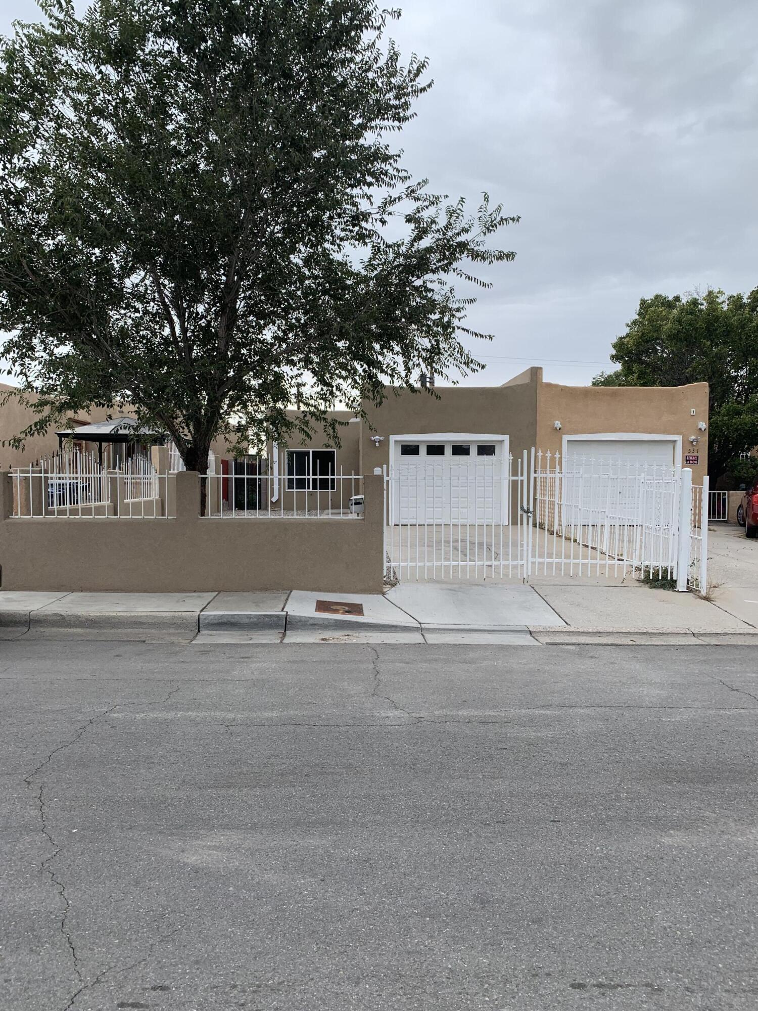 533 ALCAZAR Street SE