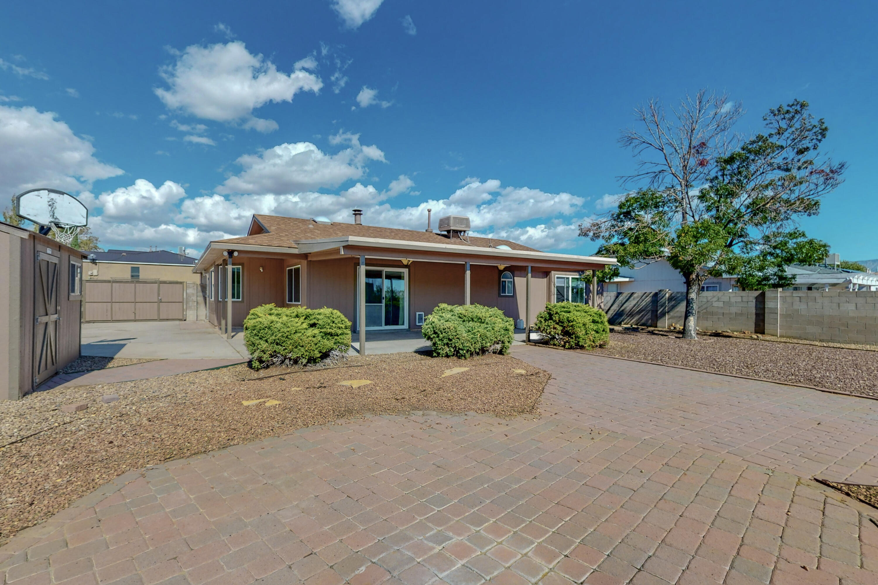 2141 CONESTOGA Road SE