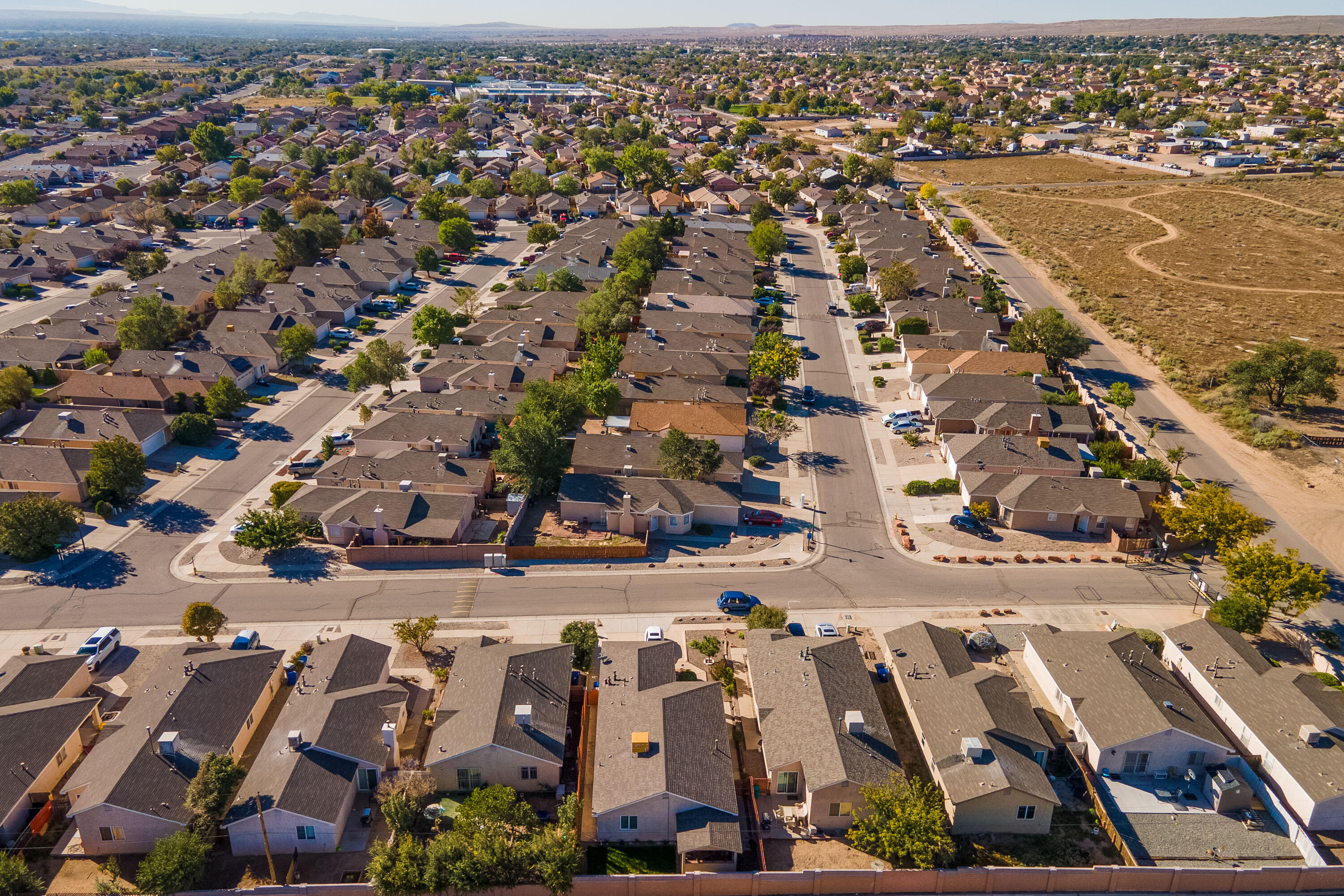 208 CALLE DEL REY SW