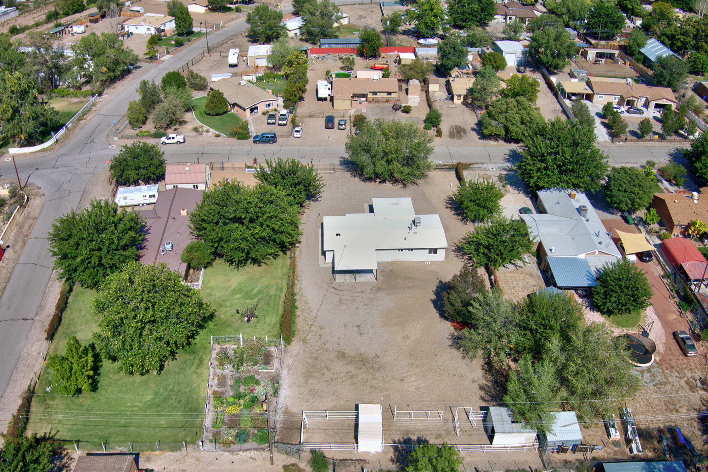 2716 COTTONWOOD Lane SW