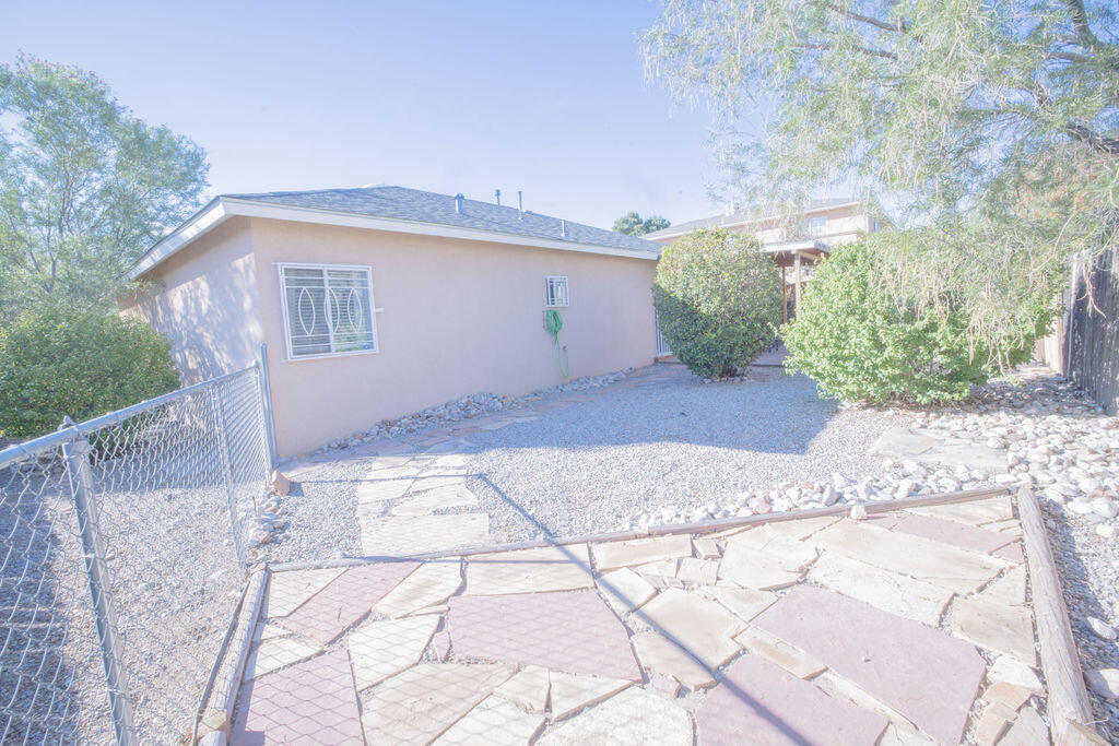 1900 TIERRA DEL OSO Place NW