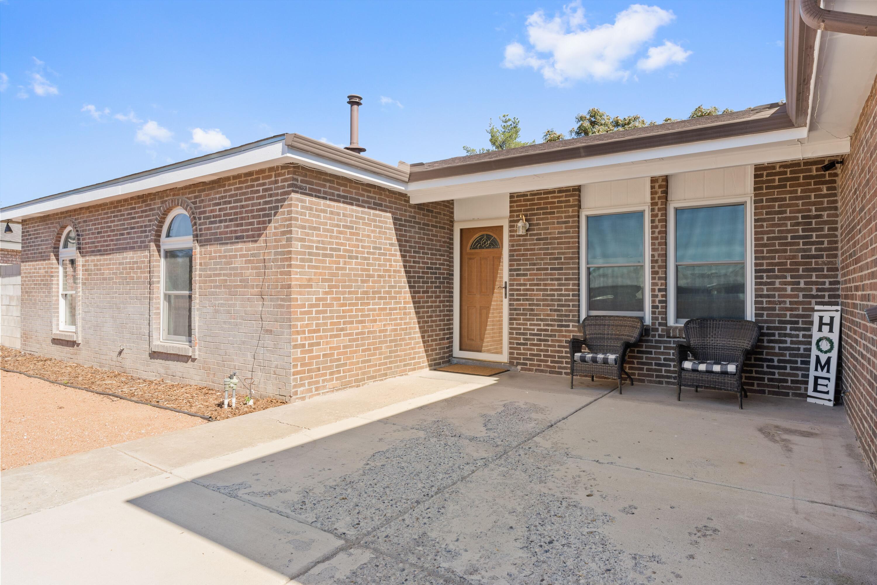 7333 LUELLA ANNE Drive NE
