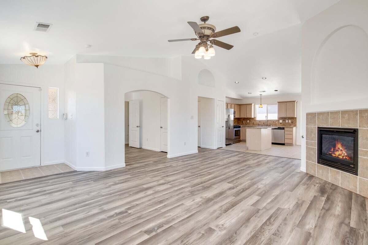 3325 HUNTERS MEADOWS Circle NE