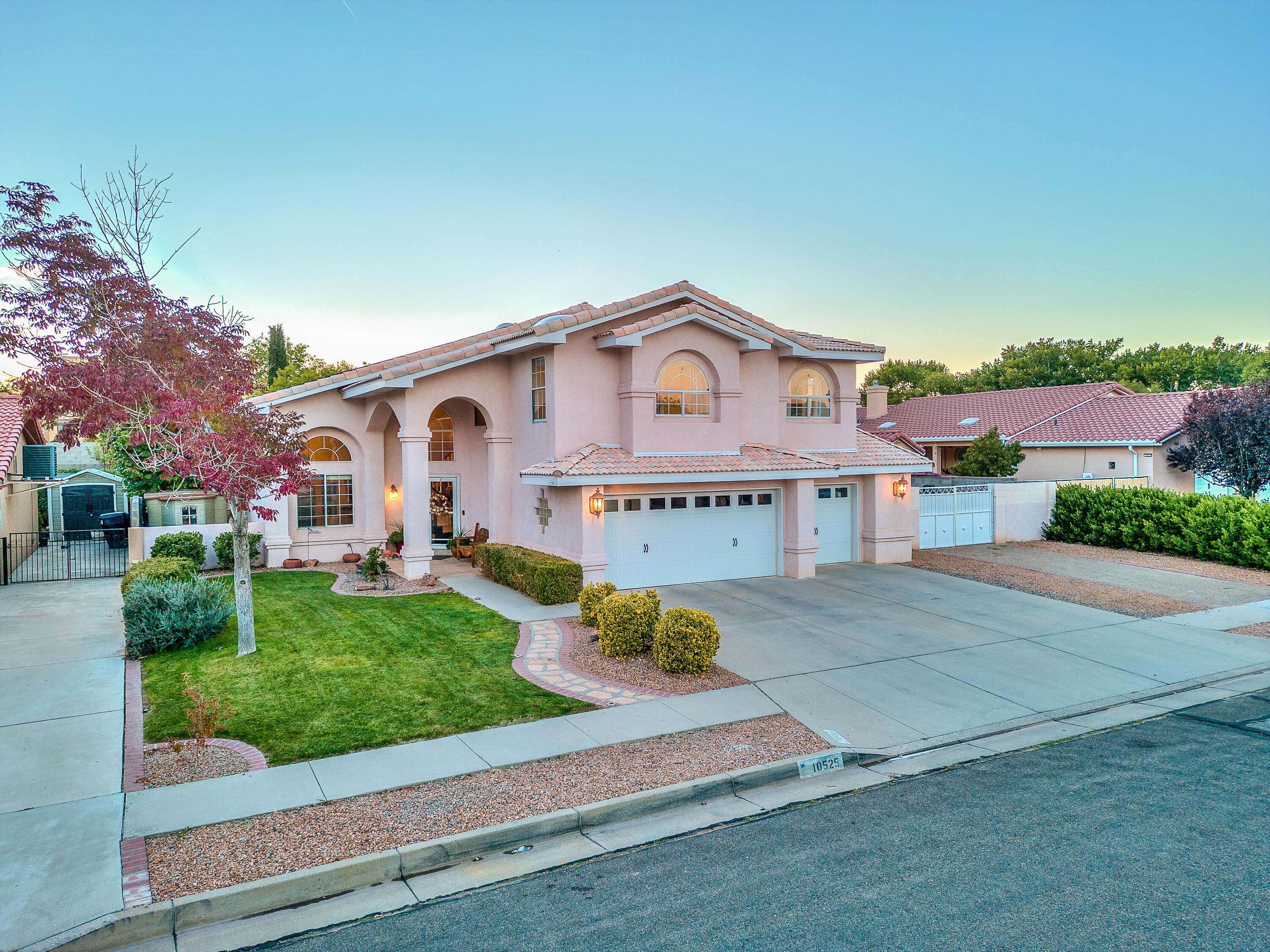 10525 Calle Alba NW