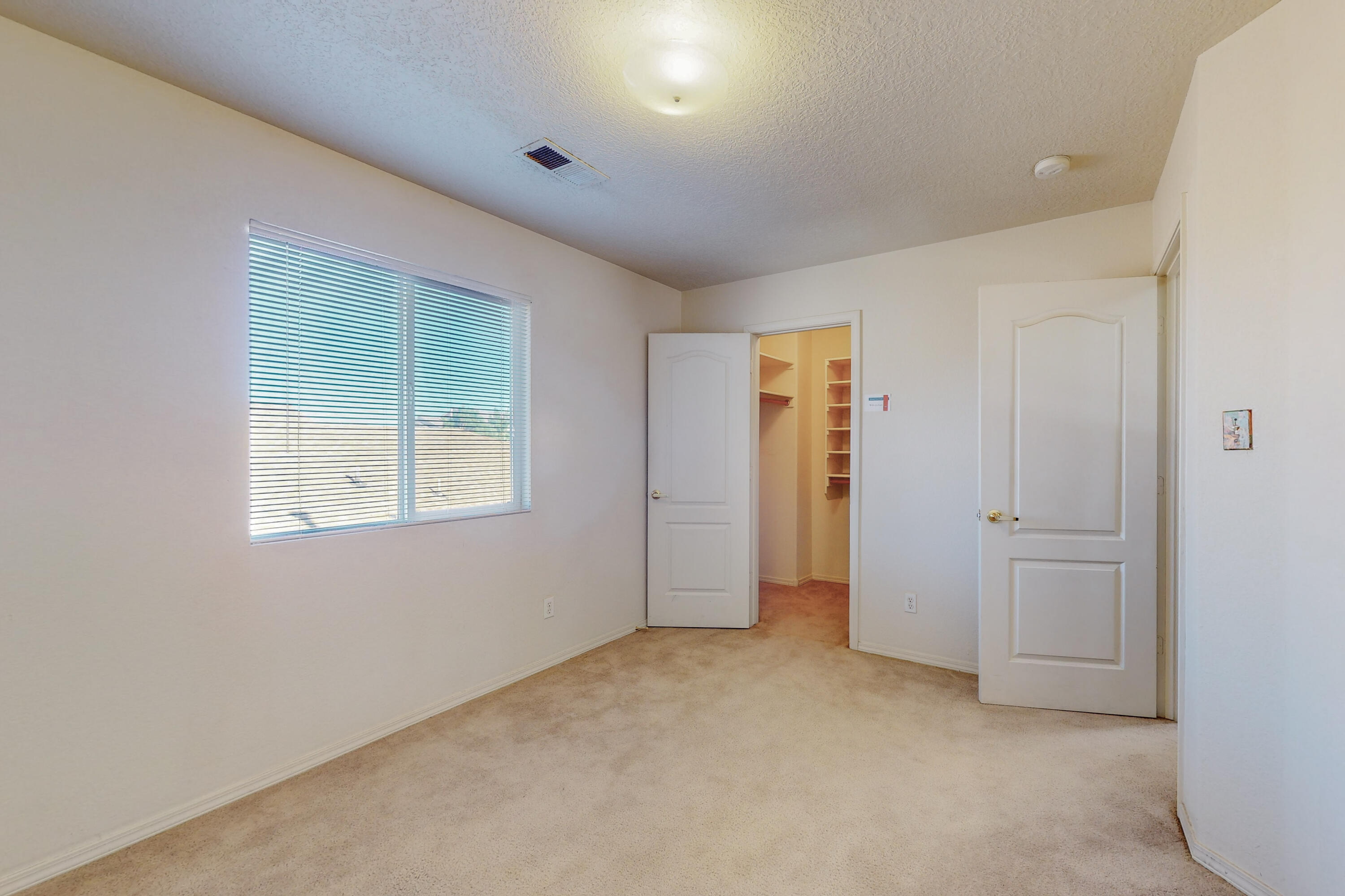 2921 DESERT SAGE Avenue SW