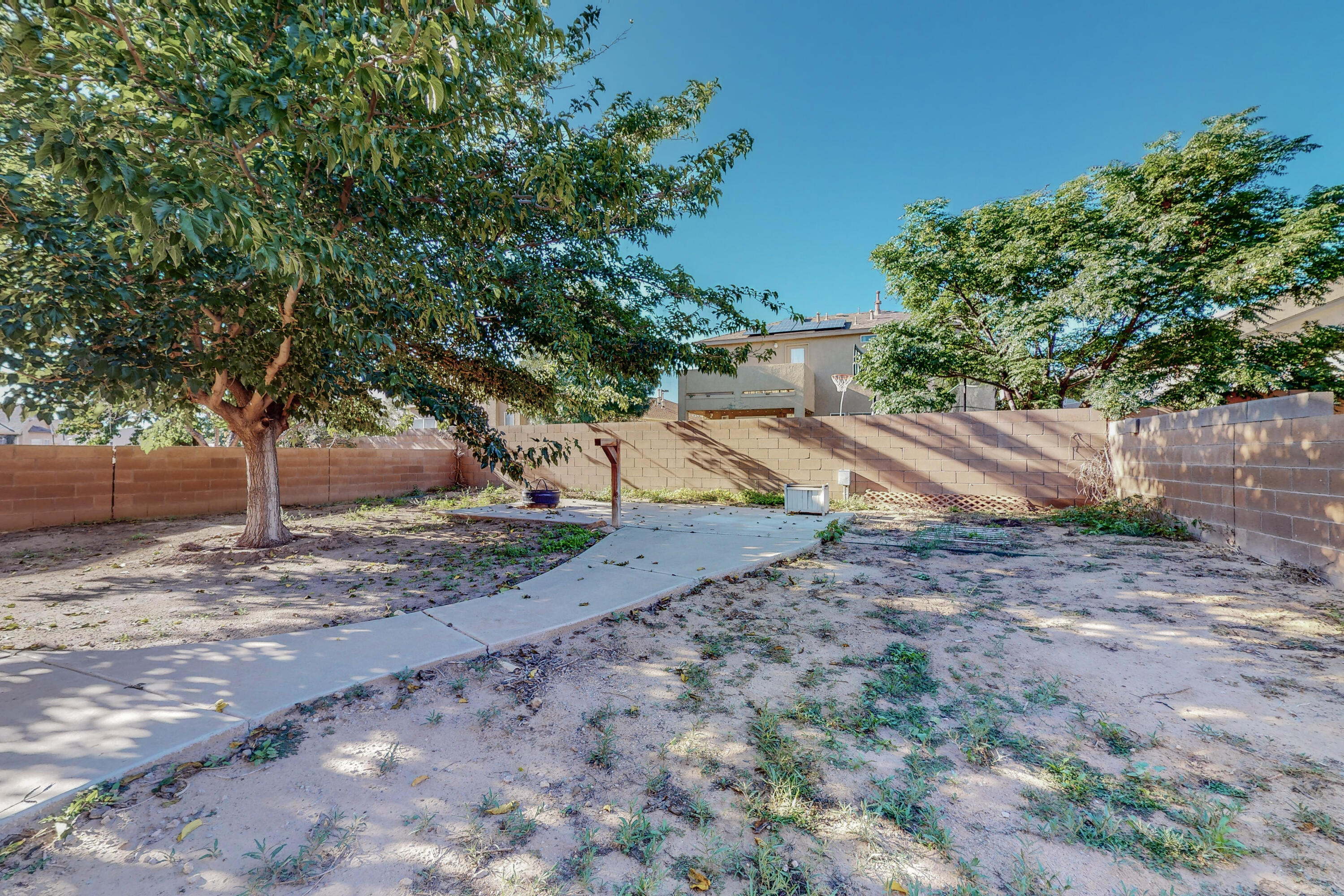2921 DESERT SAGE Avenue SW