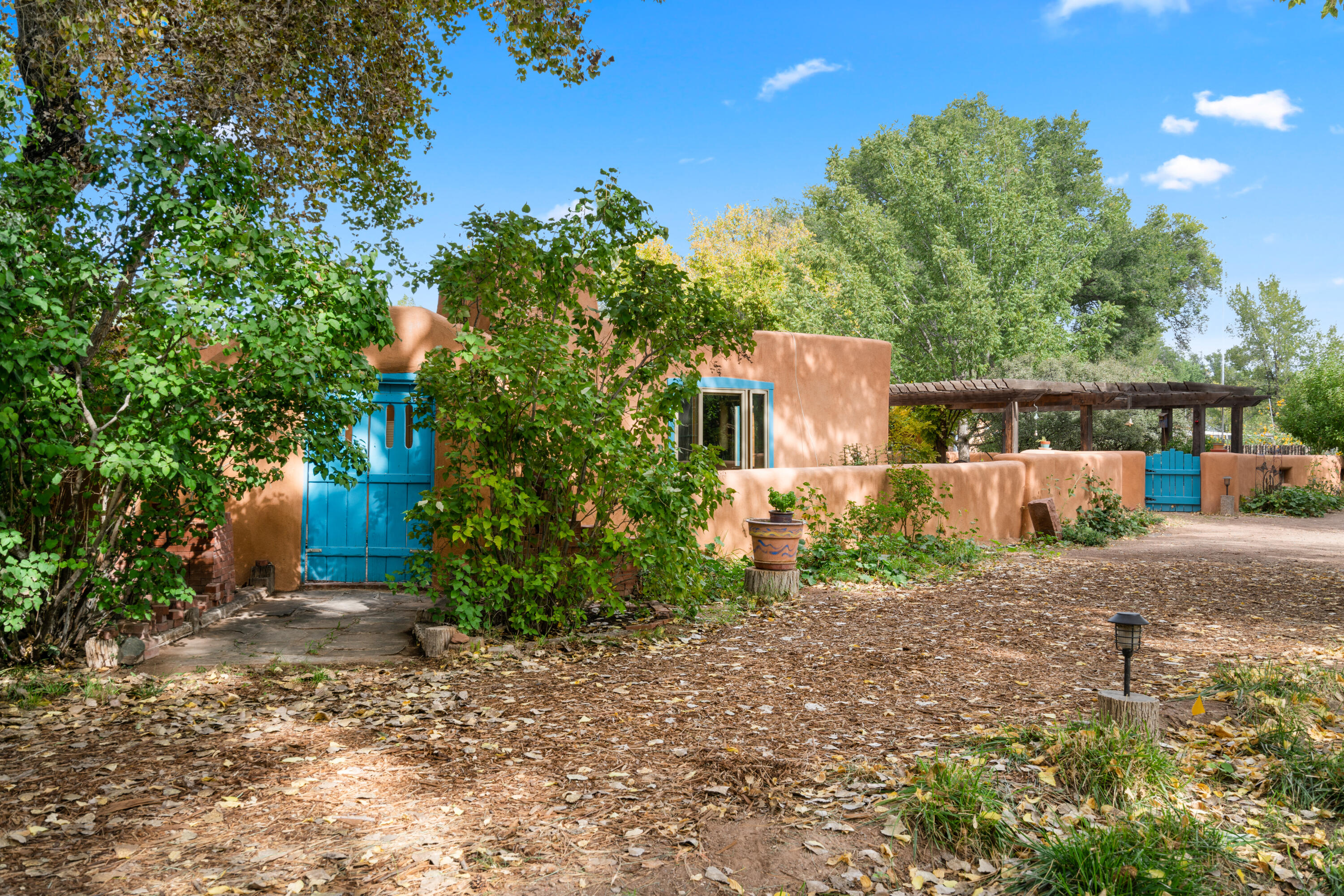 374 W MEADOWLARK Lane