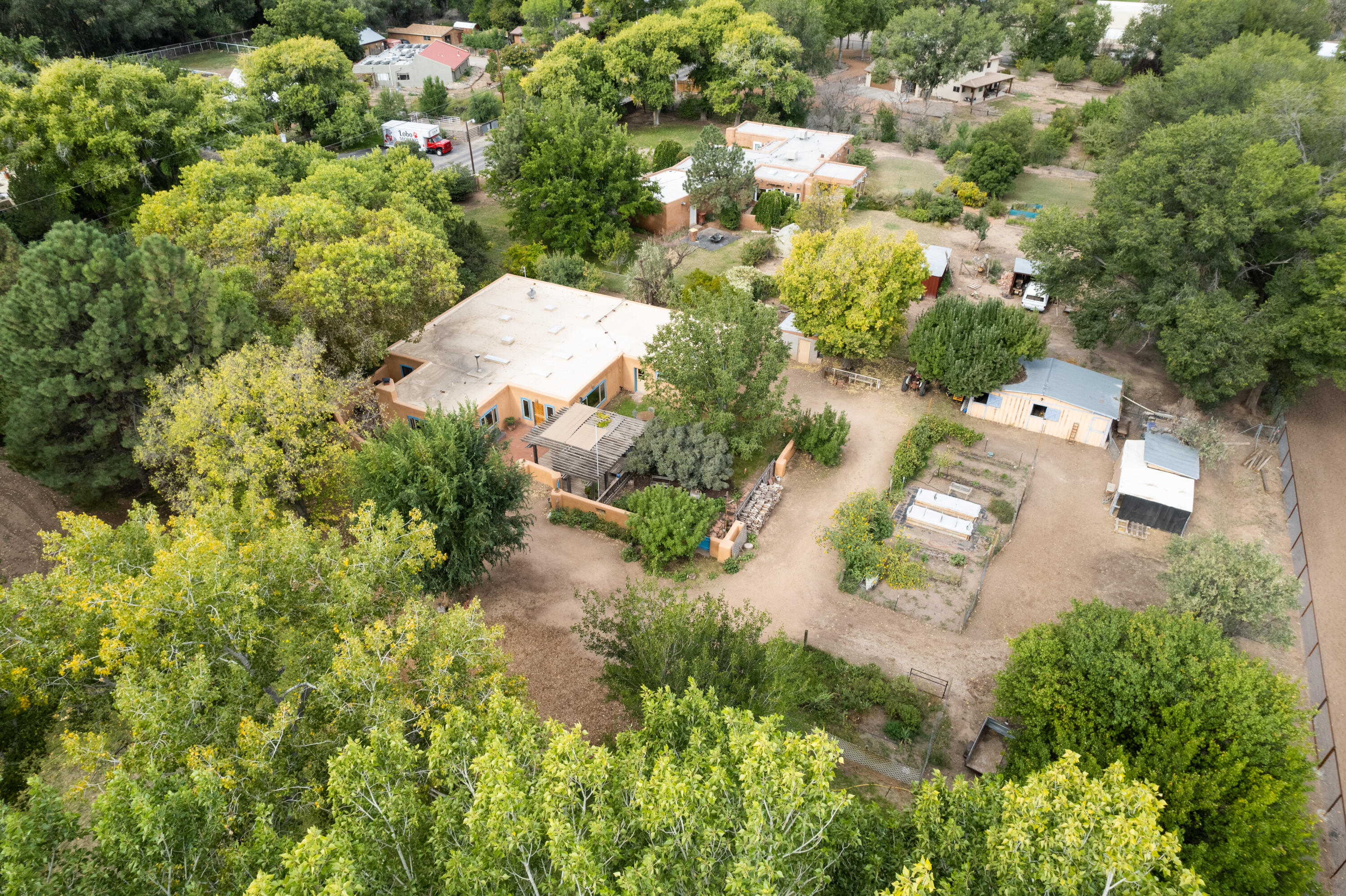 374 W MEADOWLARK Lane