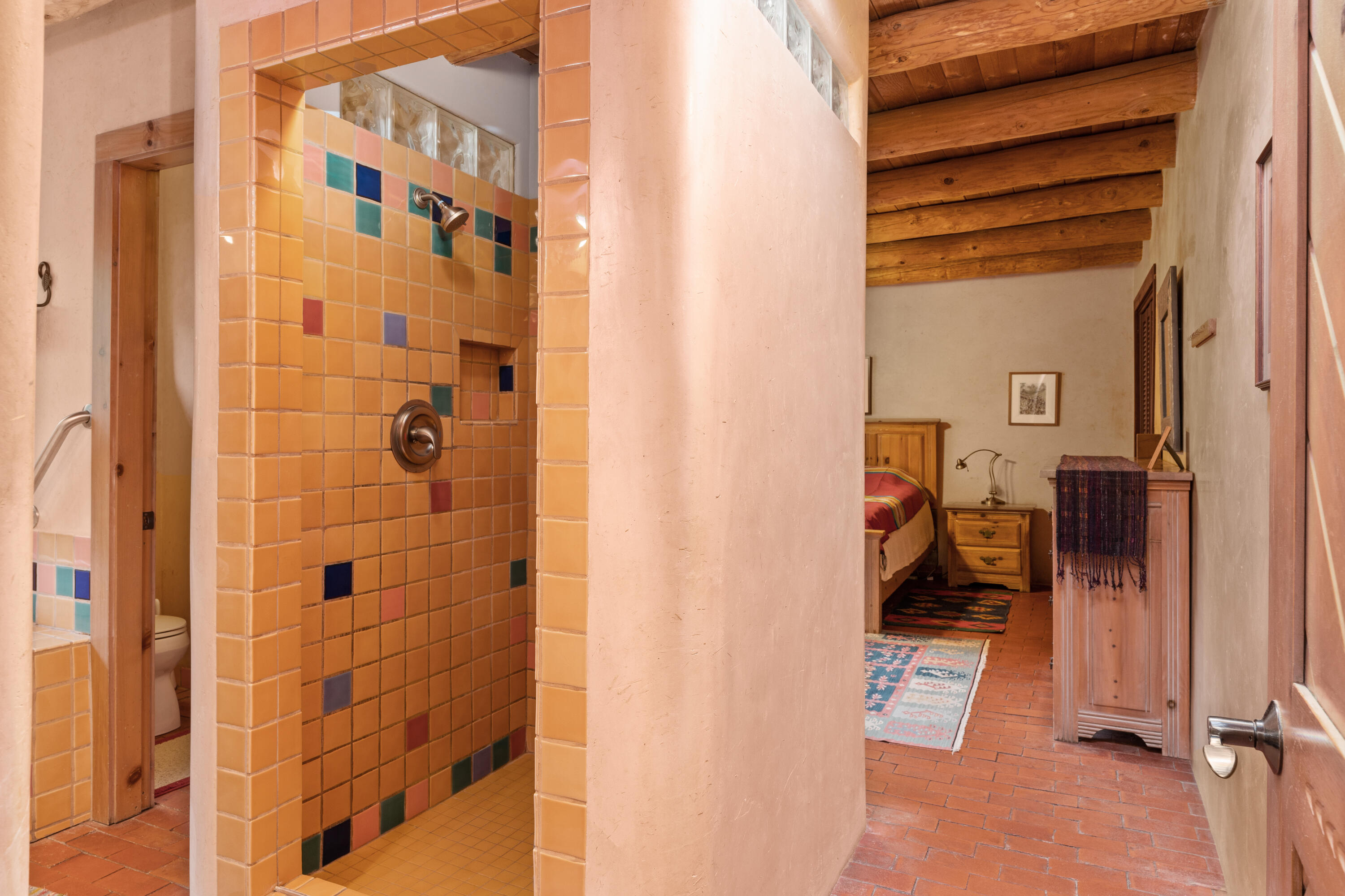 374 W MEADOWLARK Lane