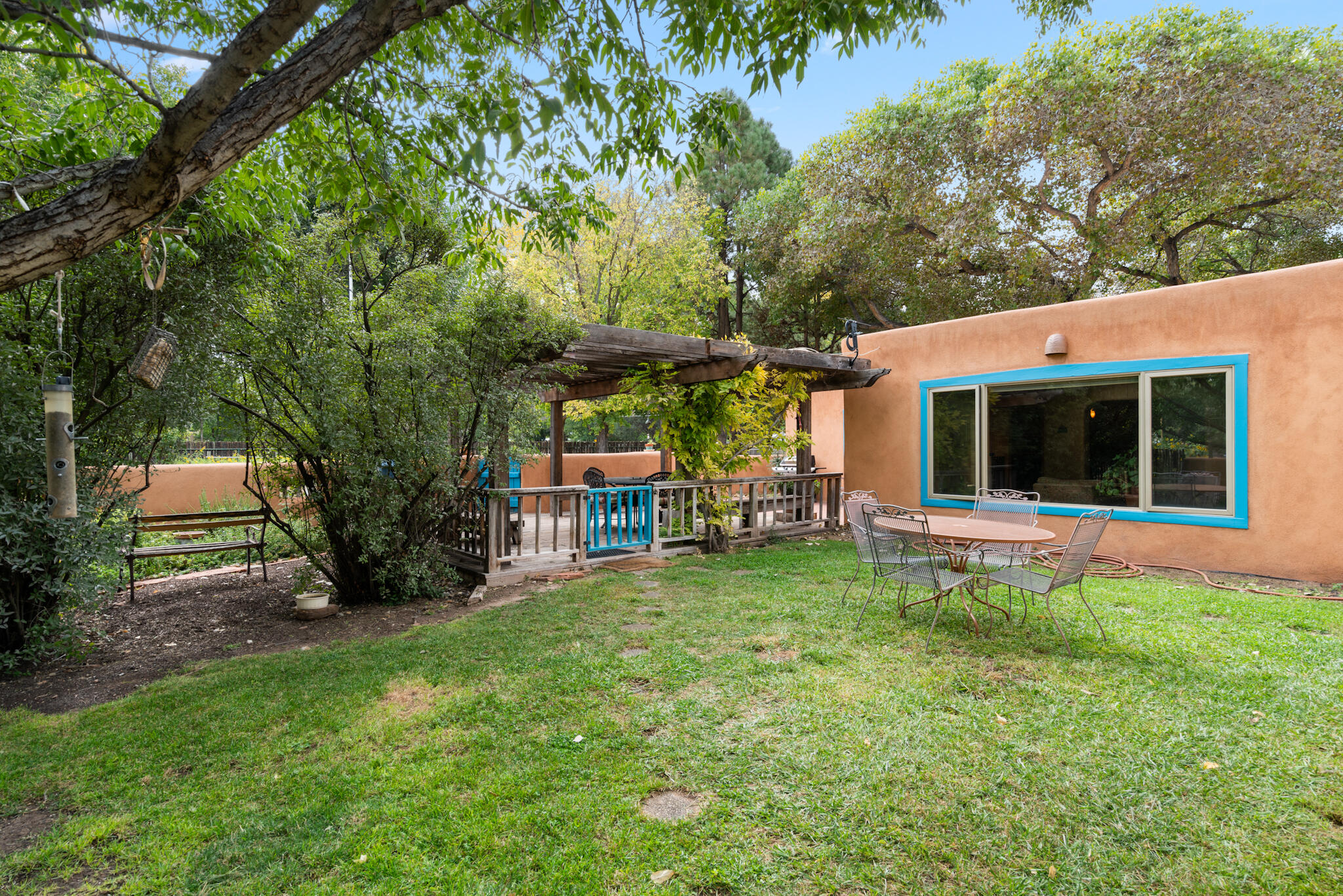 374 W MEADOWLARK Lane