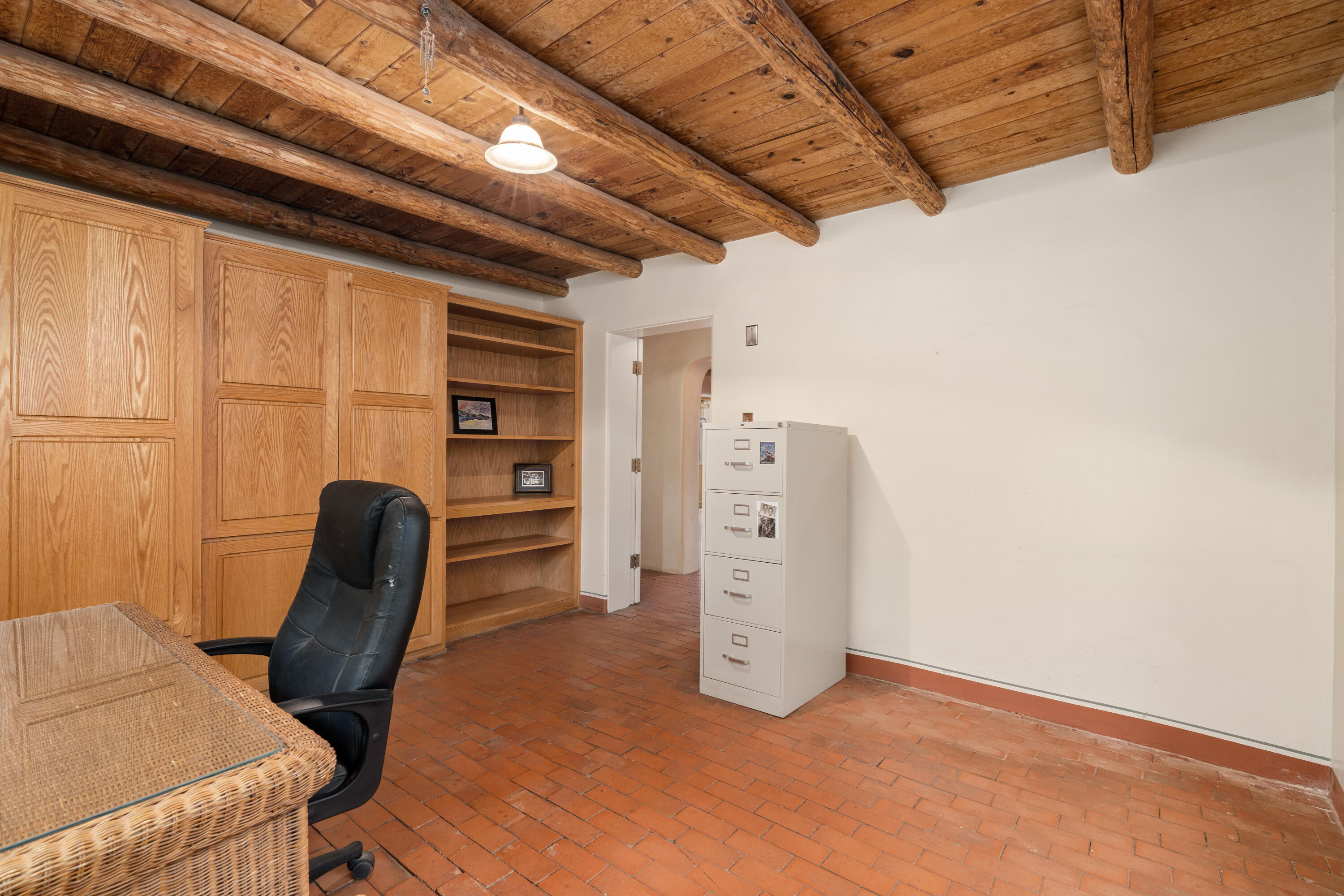 374 W MEADOWLARK Lane