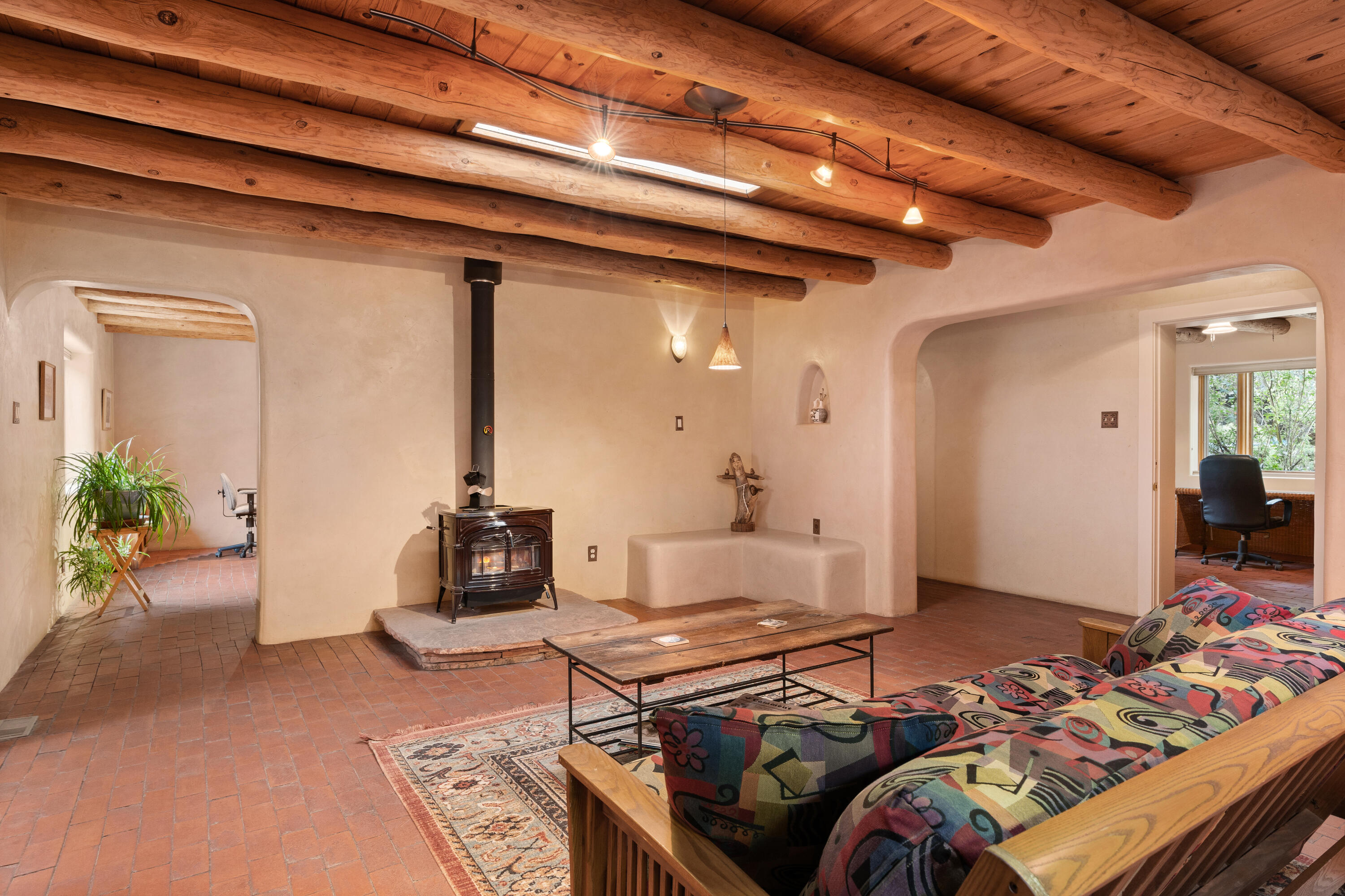374 W MEADOWLARK Lane