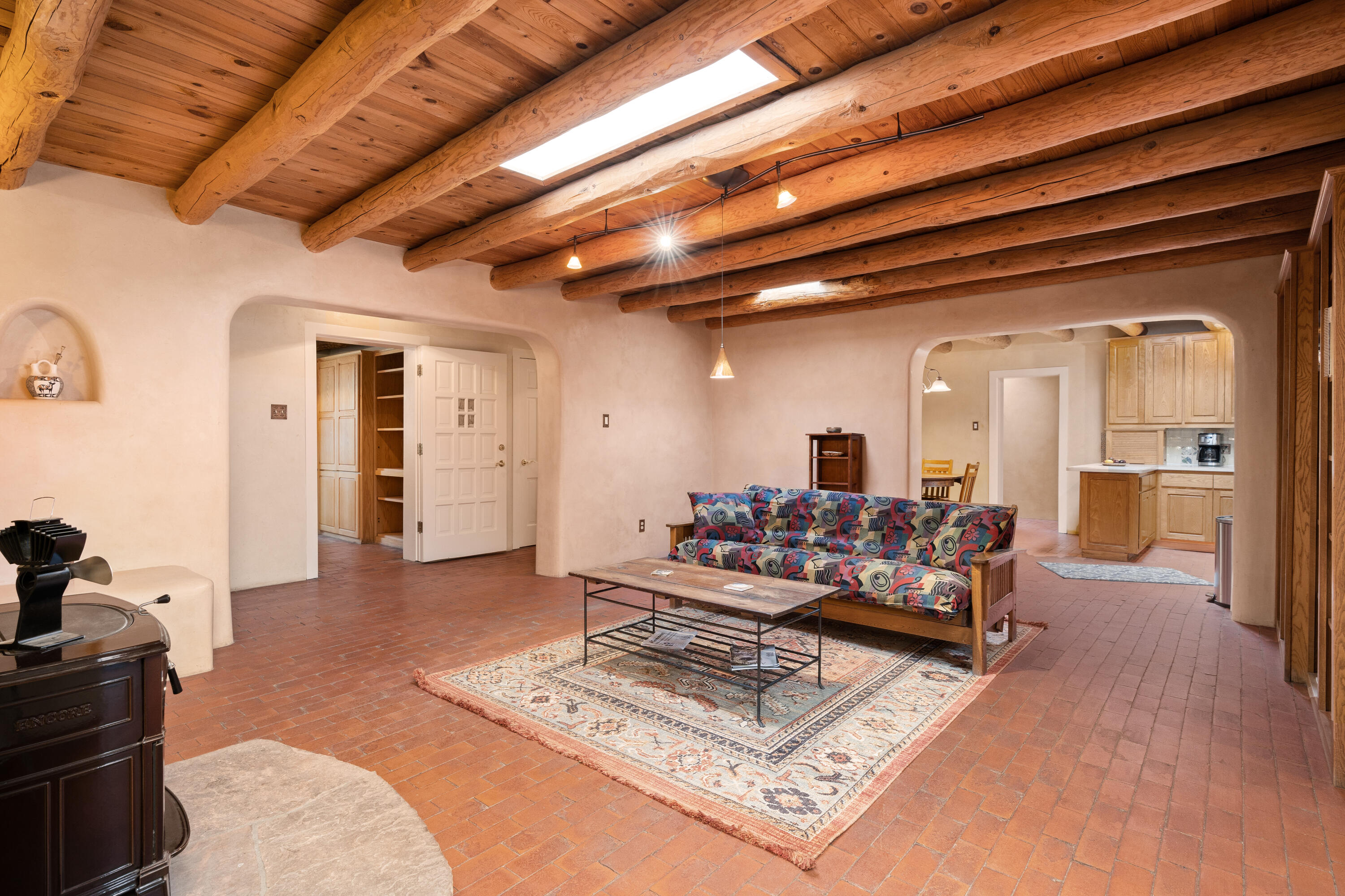 374 W MEADOWLARK Lane