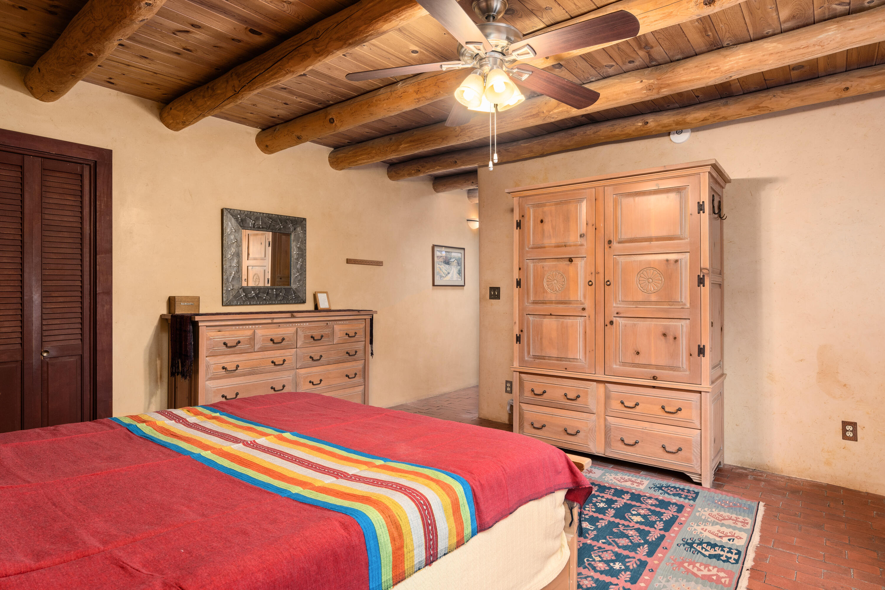 374 W MEADOWLARK Lane