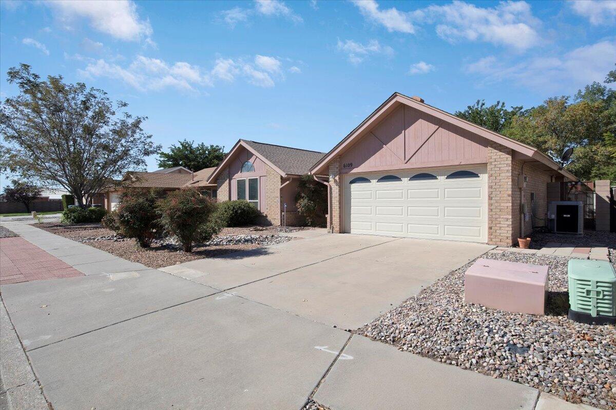 6109 COPPICE Drive NW