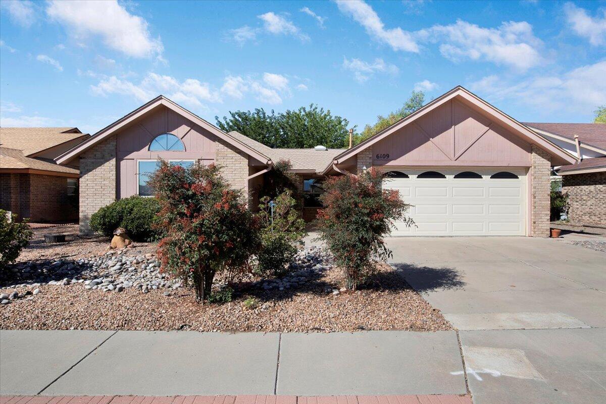 6109 COPPICE Drive NW